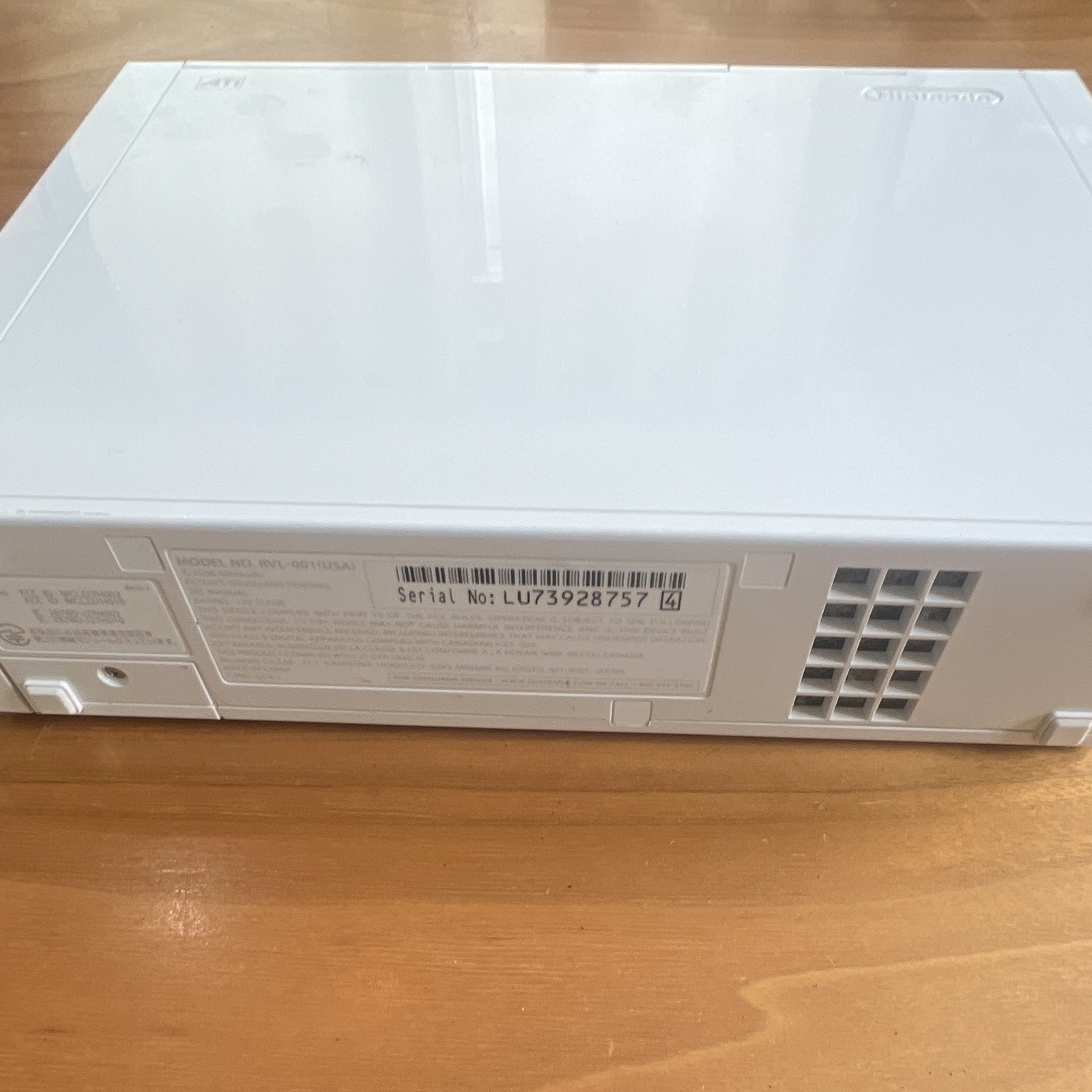 Nintendo Wii RVL-001(USA) White Console NTSC-U/C 512MB 480p Wi-Fi