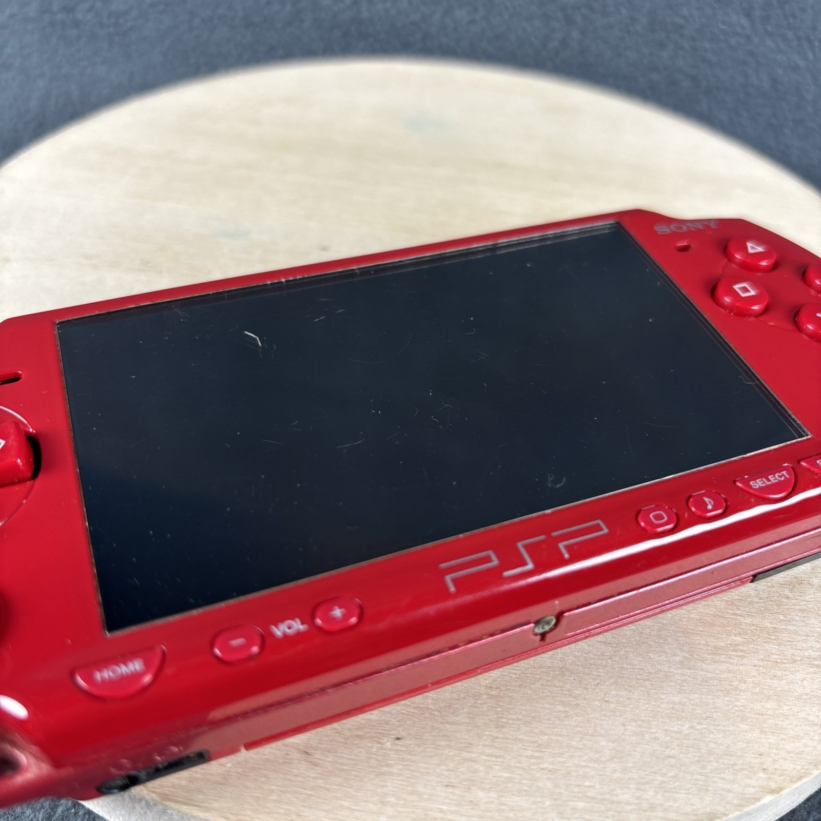 PlayStation Portable PSP-2001 LE Red Console w/ Battery Charger & Games – Tested