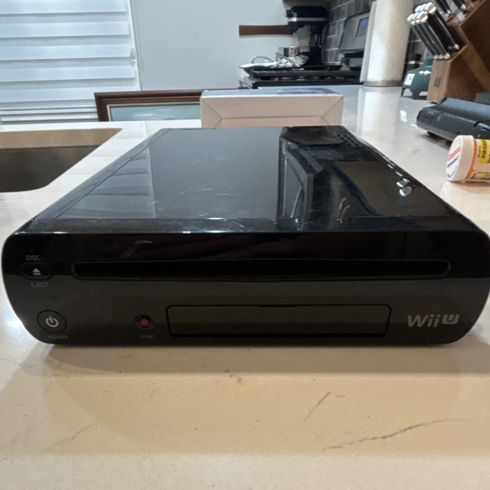 Nintendo Wii U WUP-101(02) Black 32GB Console with GamePad & AC Adapter