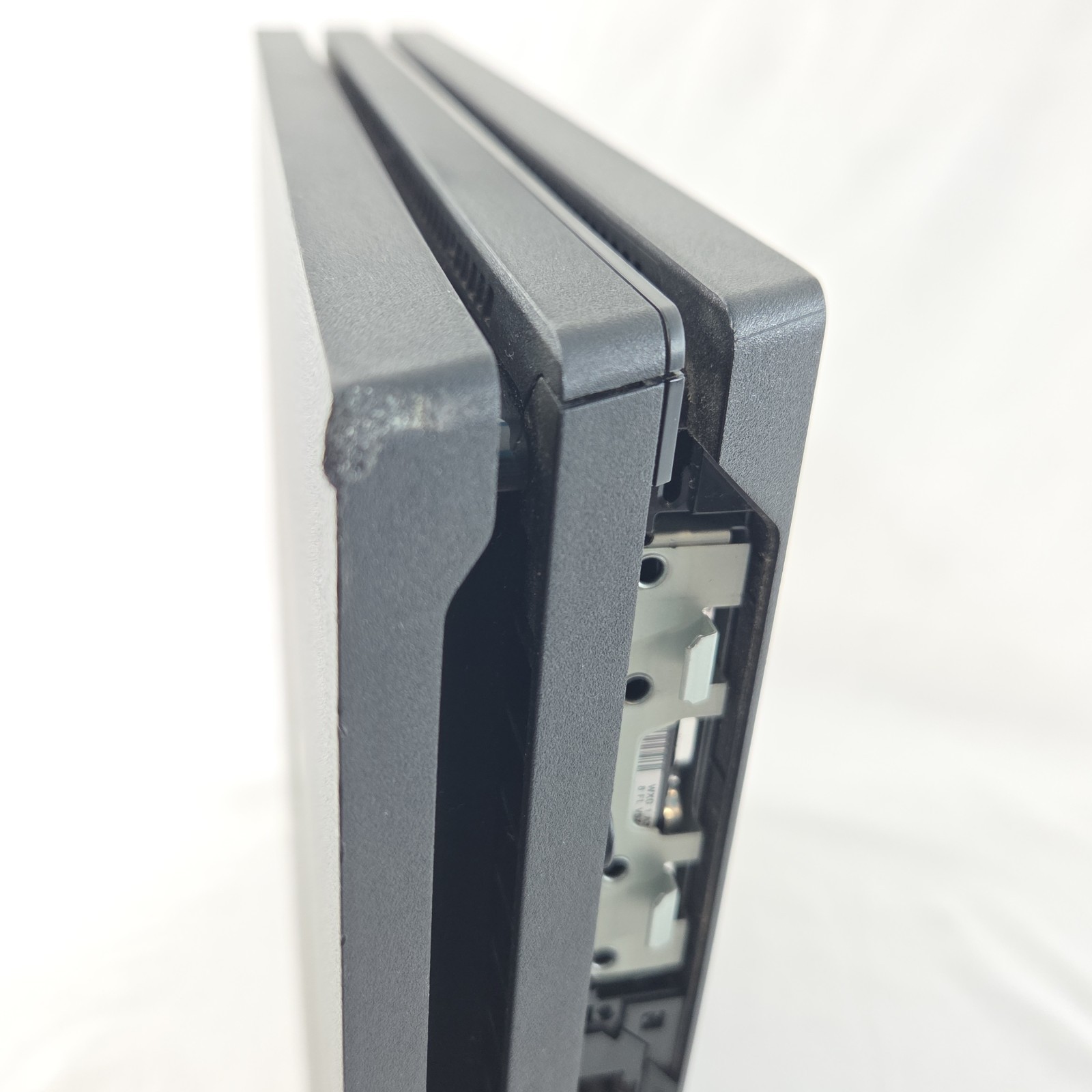 Sony PlayStation 4 Pro PS4 1TB Black Gaming System CUH-7215B Low Firmware