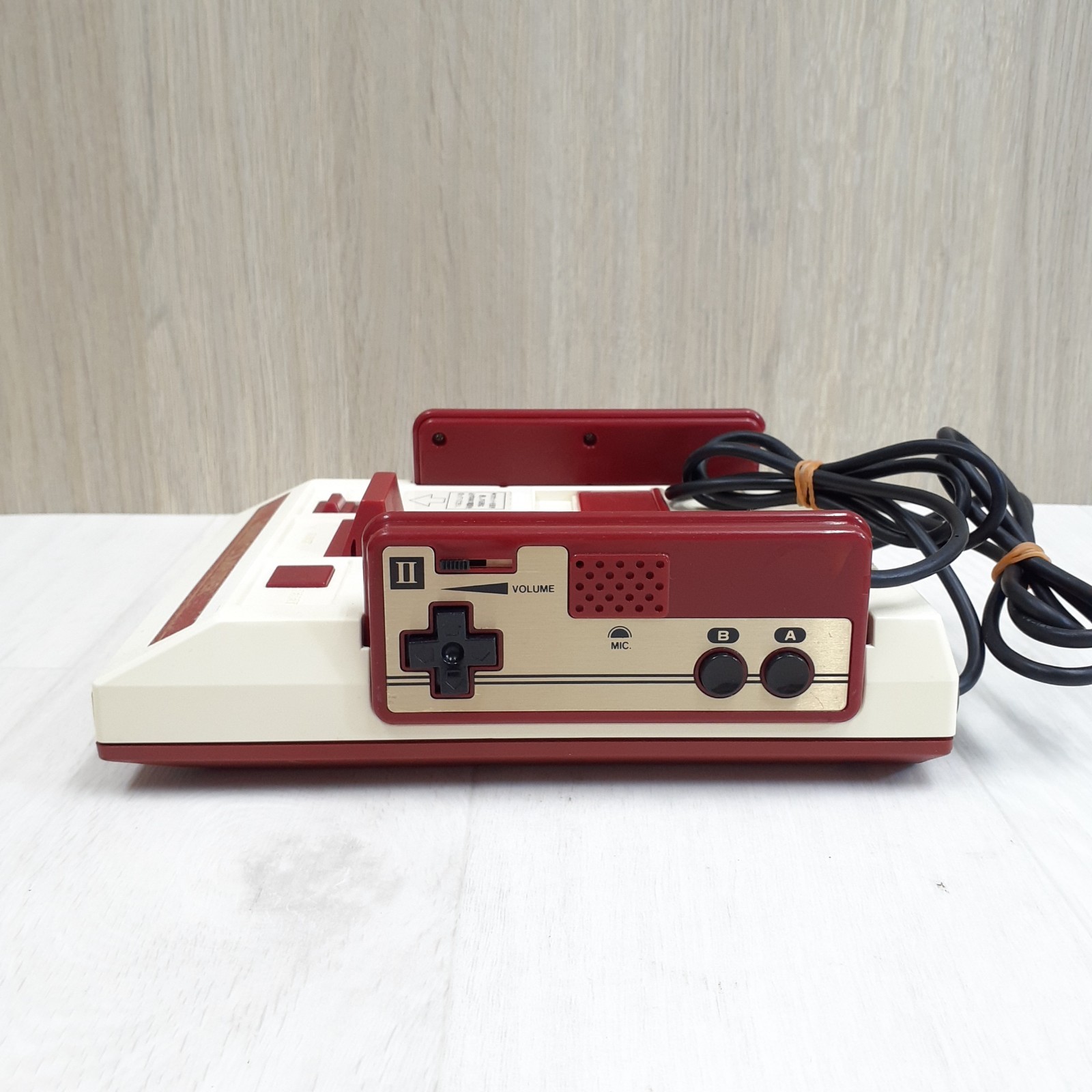 Nintendo Famicom Console Boxed CIB Bundle with 6 Games 1983 NES Japan HVC-001
