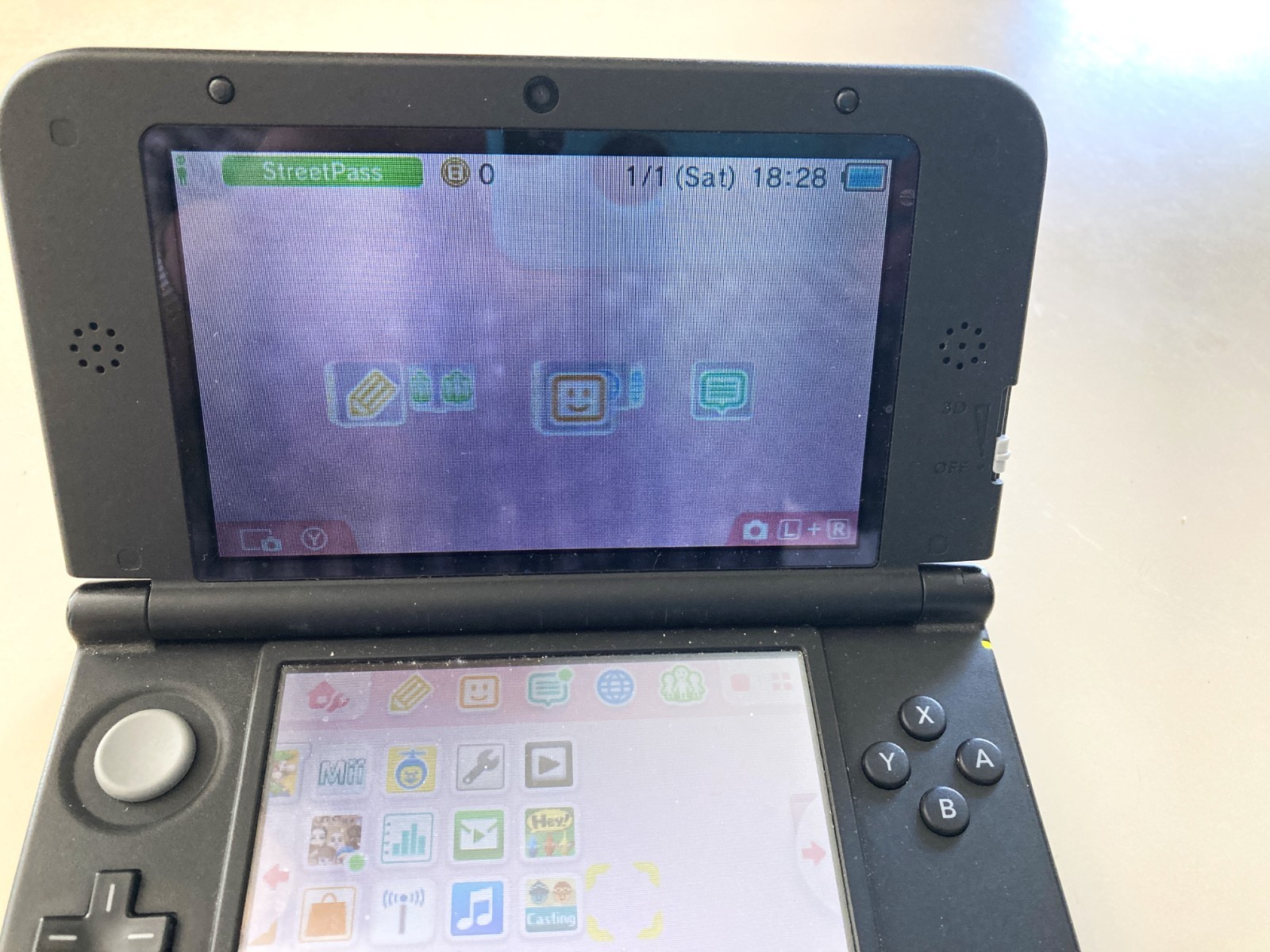 Nintendo 3DS XL With Charger – Manual – Stylus and 2 games – Tested Works