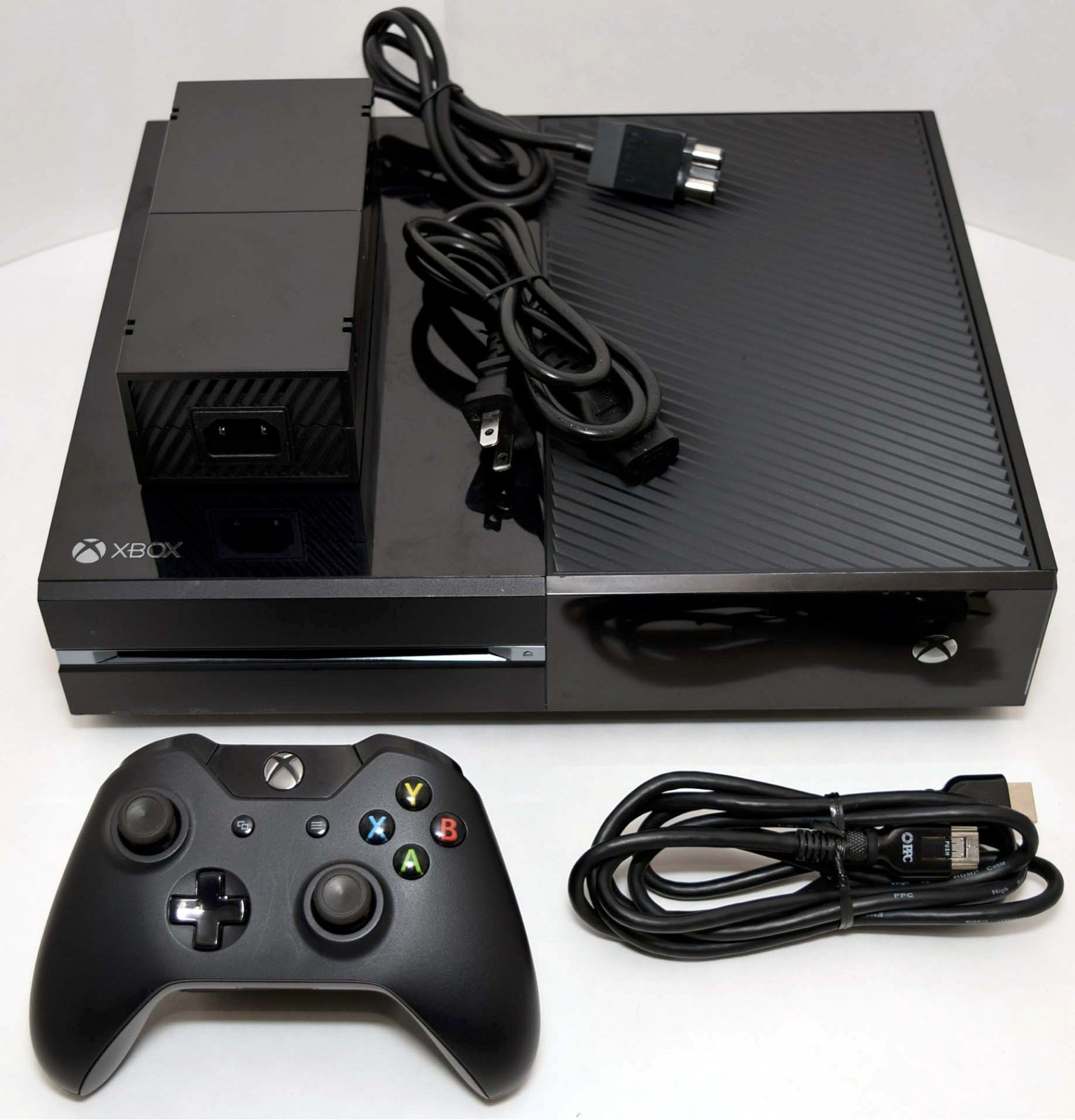 Microsoft Xbox One 500GB Black System Game Console Bundle XB1 Video Gaming