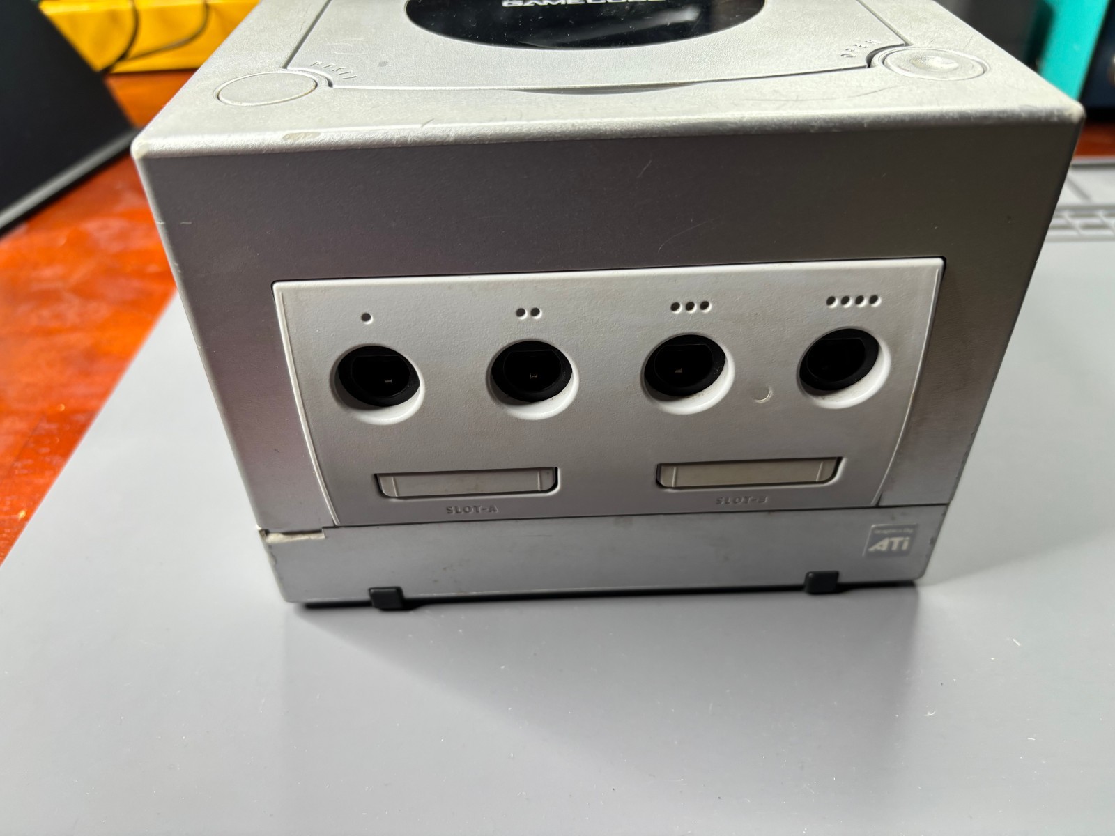Silver GameCube Console 2 Games and 2 Controllers Bundle DOL-101 (READ DESC)