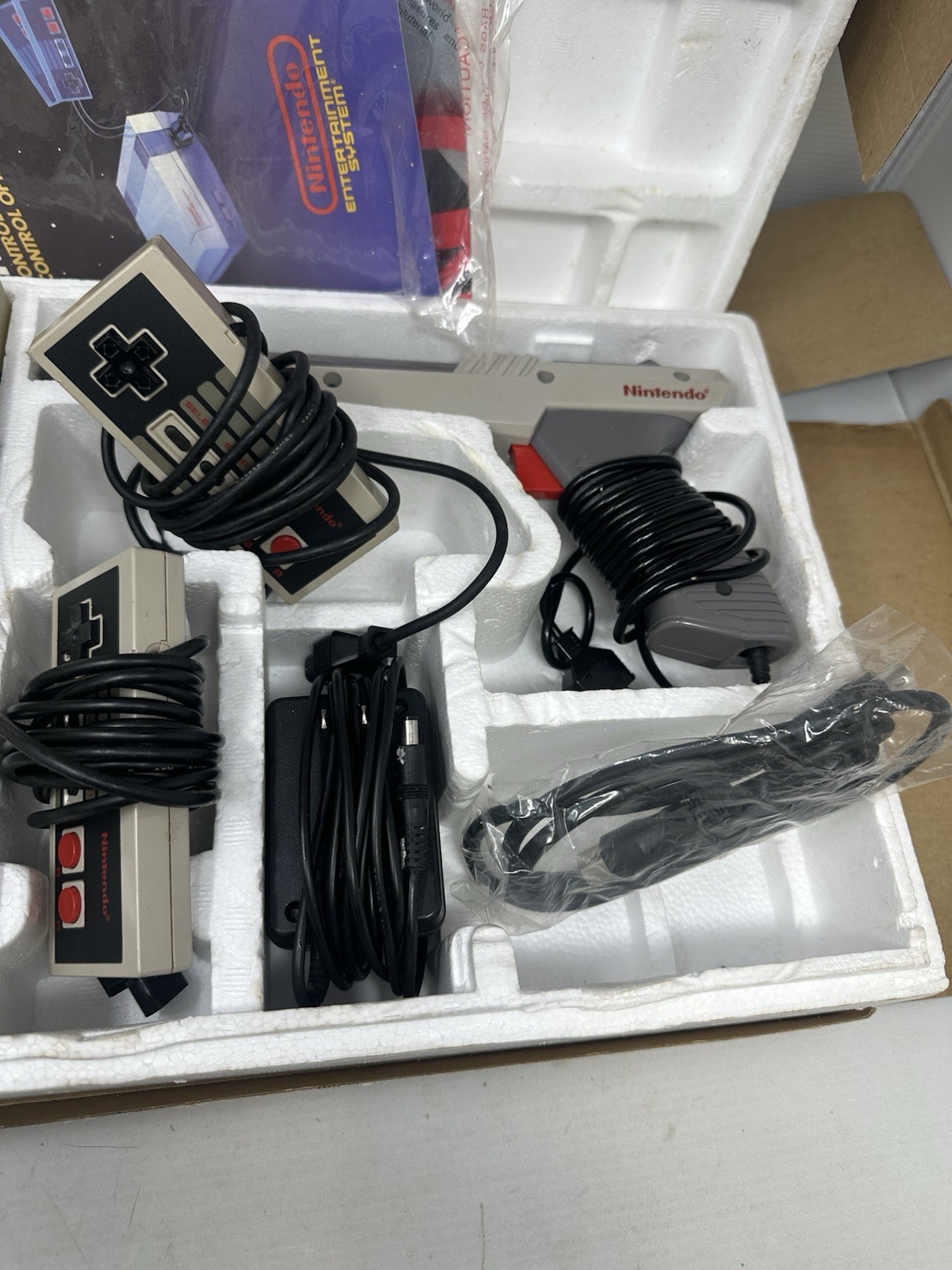 Nintendo NES Console Action Set With Box And Controllers Vintage Used Tested