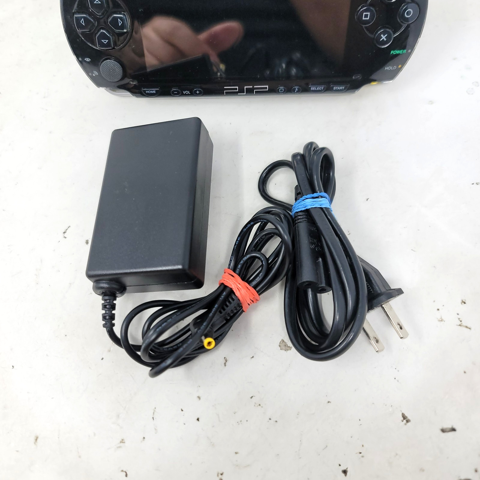 Sony PSP-1001 Handheld Console W/ Charger & New BATTERY Tested Working