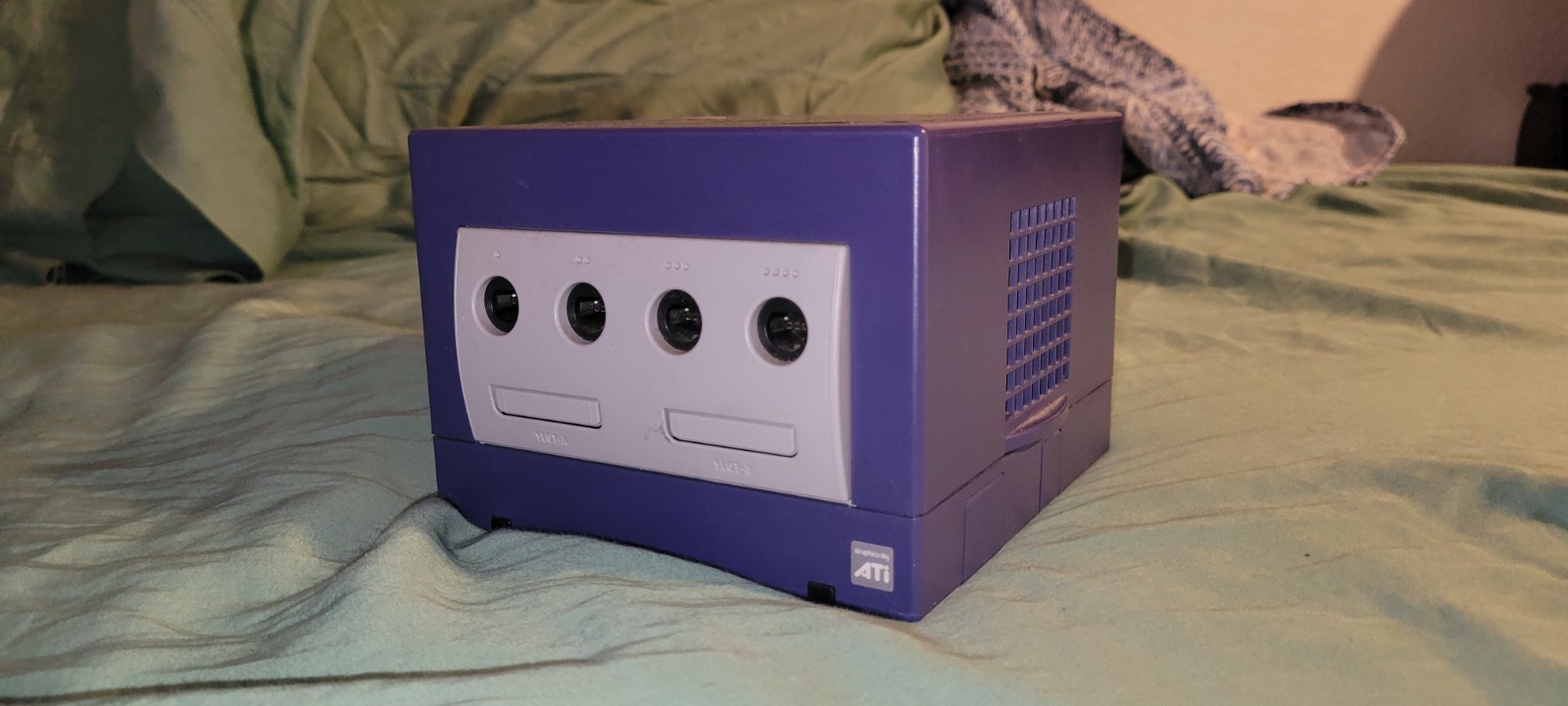Nintendo GameCube Purple Console Bundle w/ Controller, Cables & Power Adapter