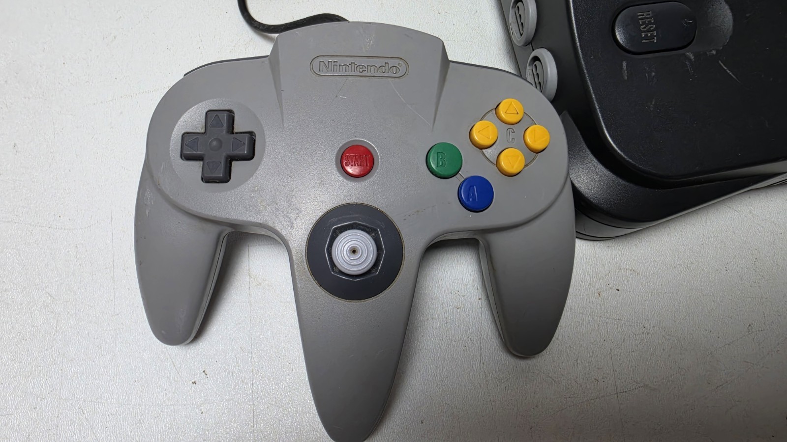 Nintendo 64 Console Region Free Bundle w OEM Controller, Cables
