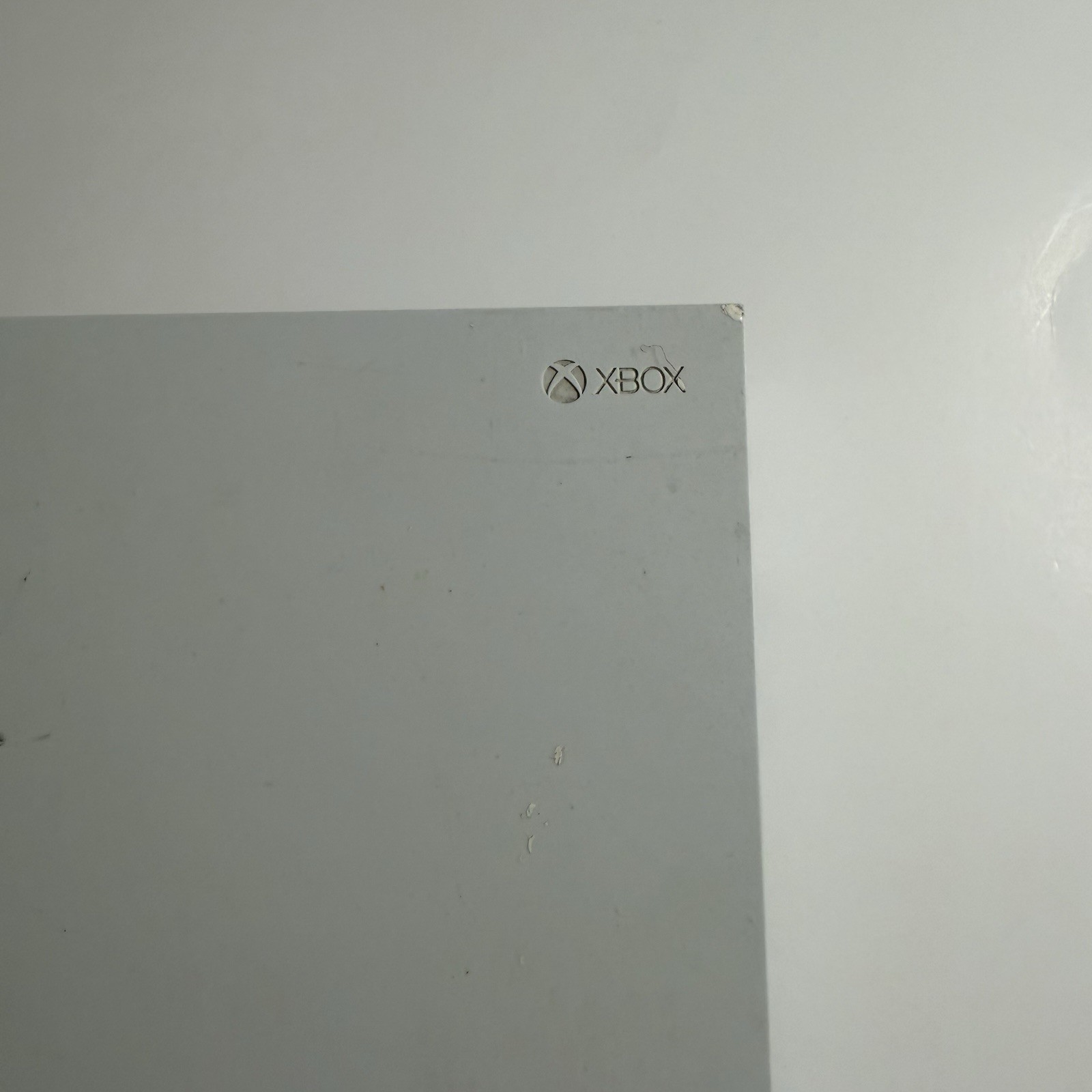 Microsoft Xbox One S 1TB White Console Only 4K UHD Wi-Fi HDMI MPN 1681