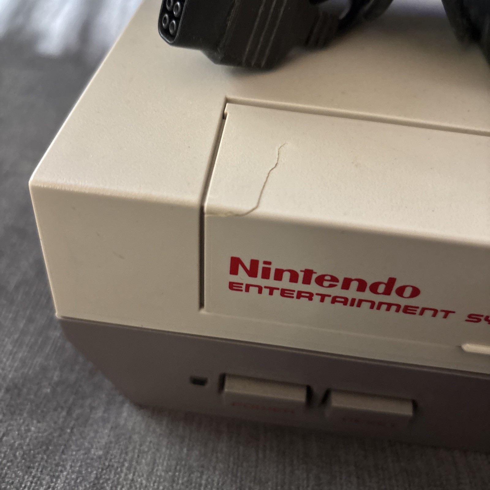 Nintendo NES Action Set Home Console – White/Gray 2 Controllers Plus Power Plug