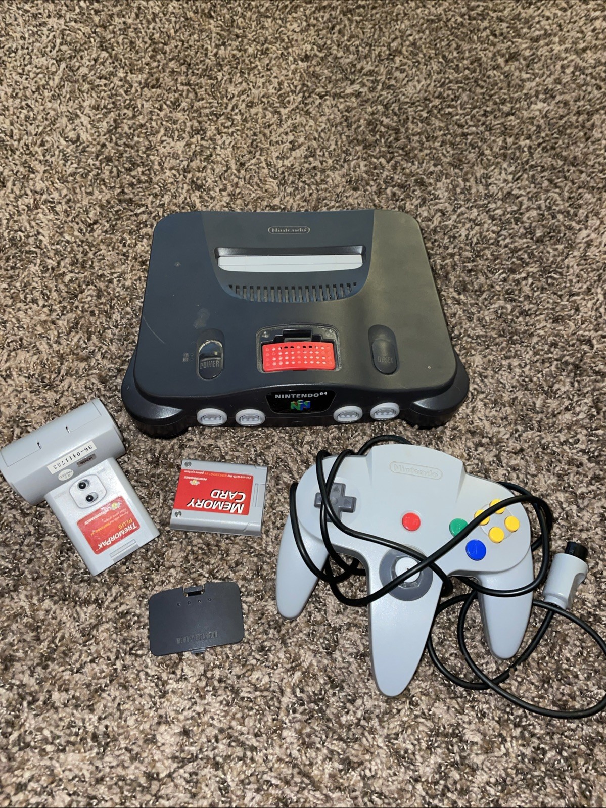 NINTENDO N64 CONSOLE NUS-001 WITH 1 CONTROLLER & CABLES – TESTED