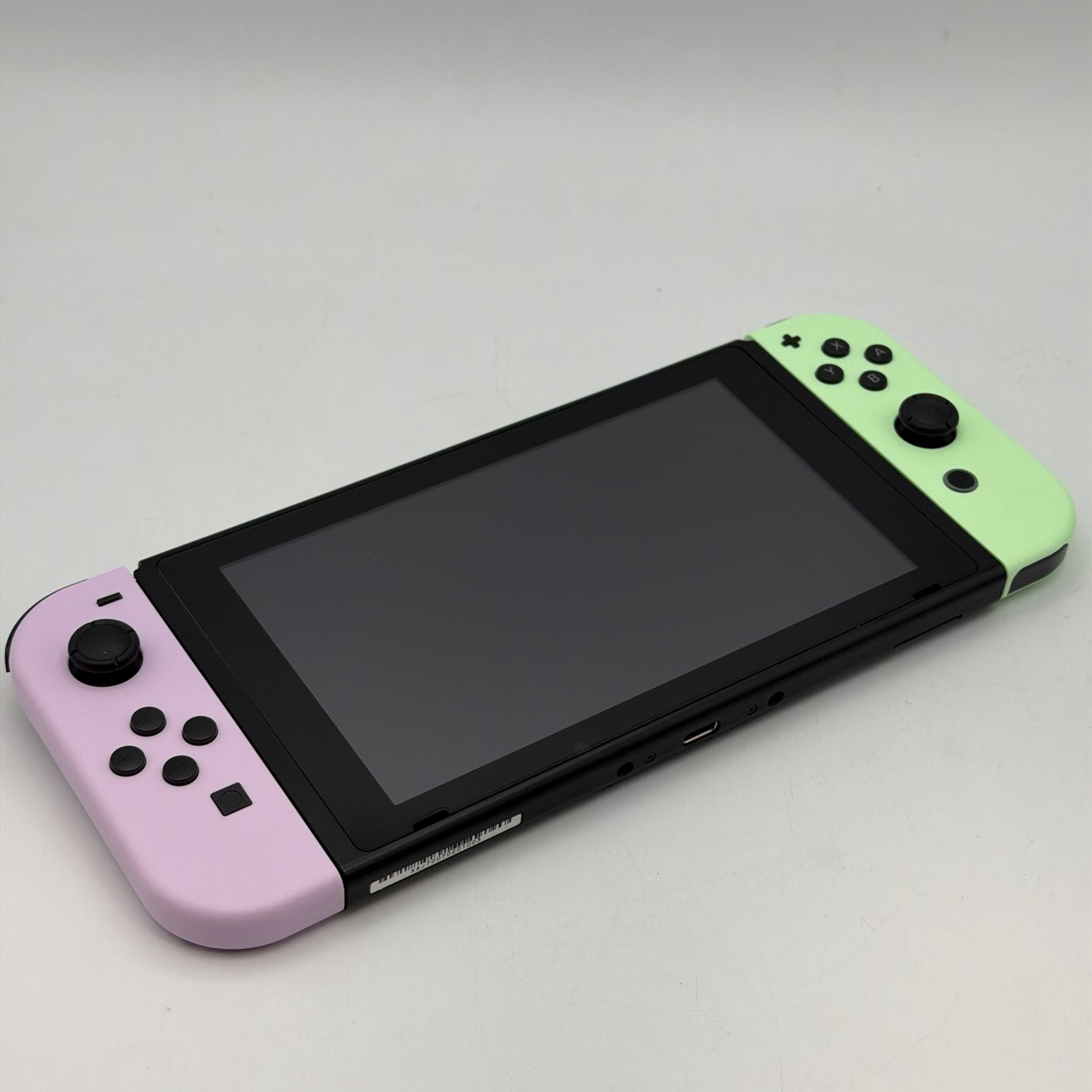 Nintendo Switch Console HAC-001 W/ Joy-Cons, Dock Grip, Charger HDMI Bundle Set