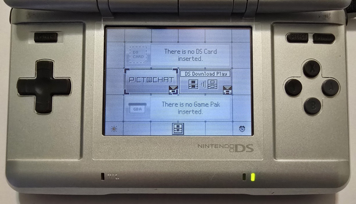 ​Nintendo DS Original Silver Console and 5 Game Bundle-Games CIB-NO Charger