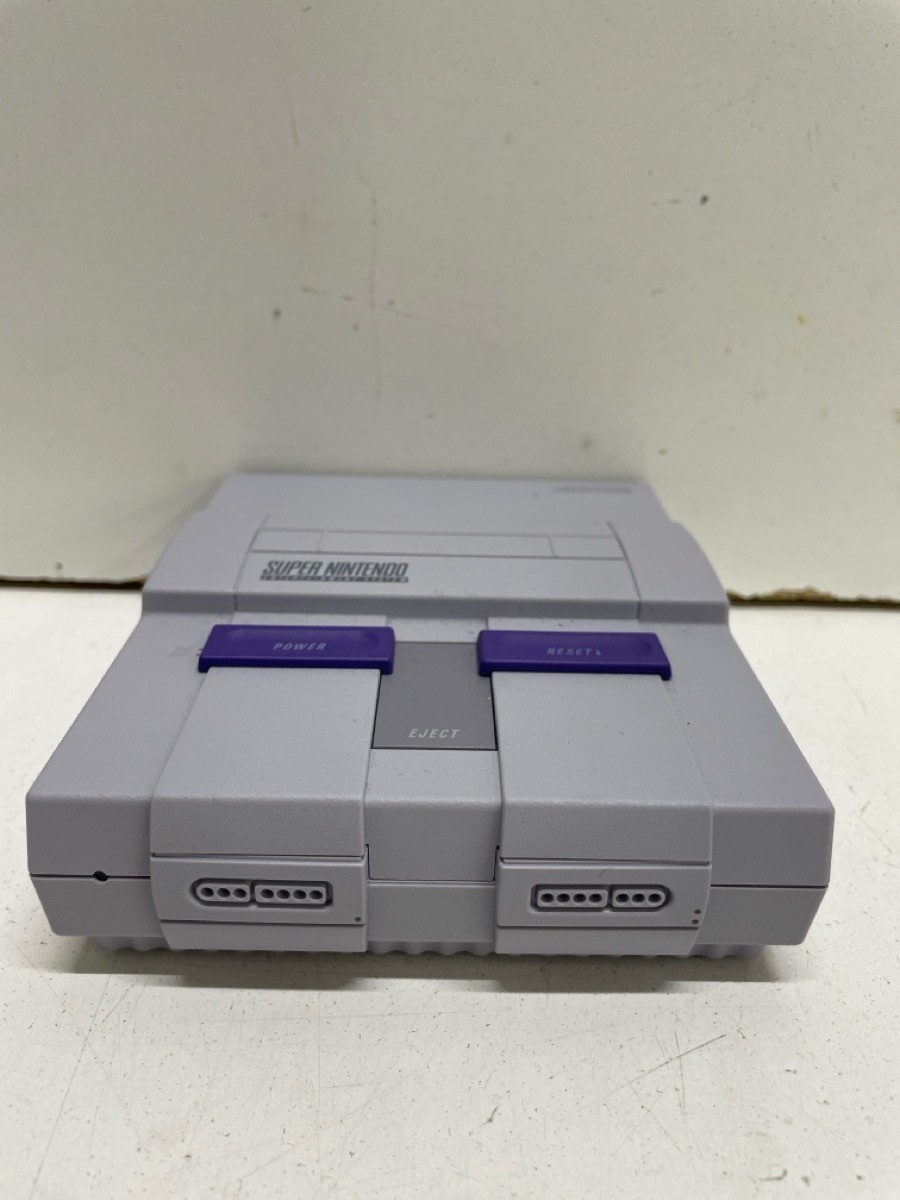 NINTENDO SUPER NINTENDO – CLV201 CONSOLE – CLASSIC (P18028717)