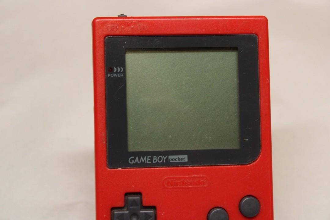 Nintendo Game Boy Pocket Handheld Console MGB-001 – Red
