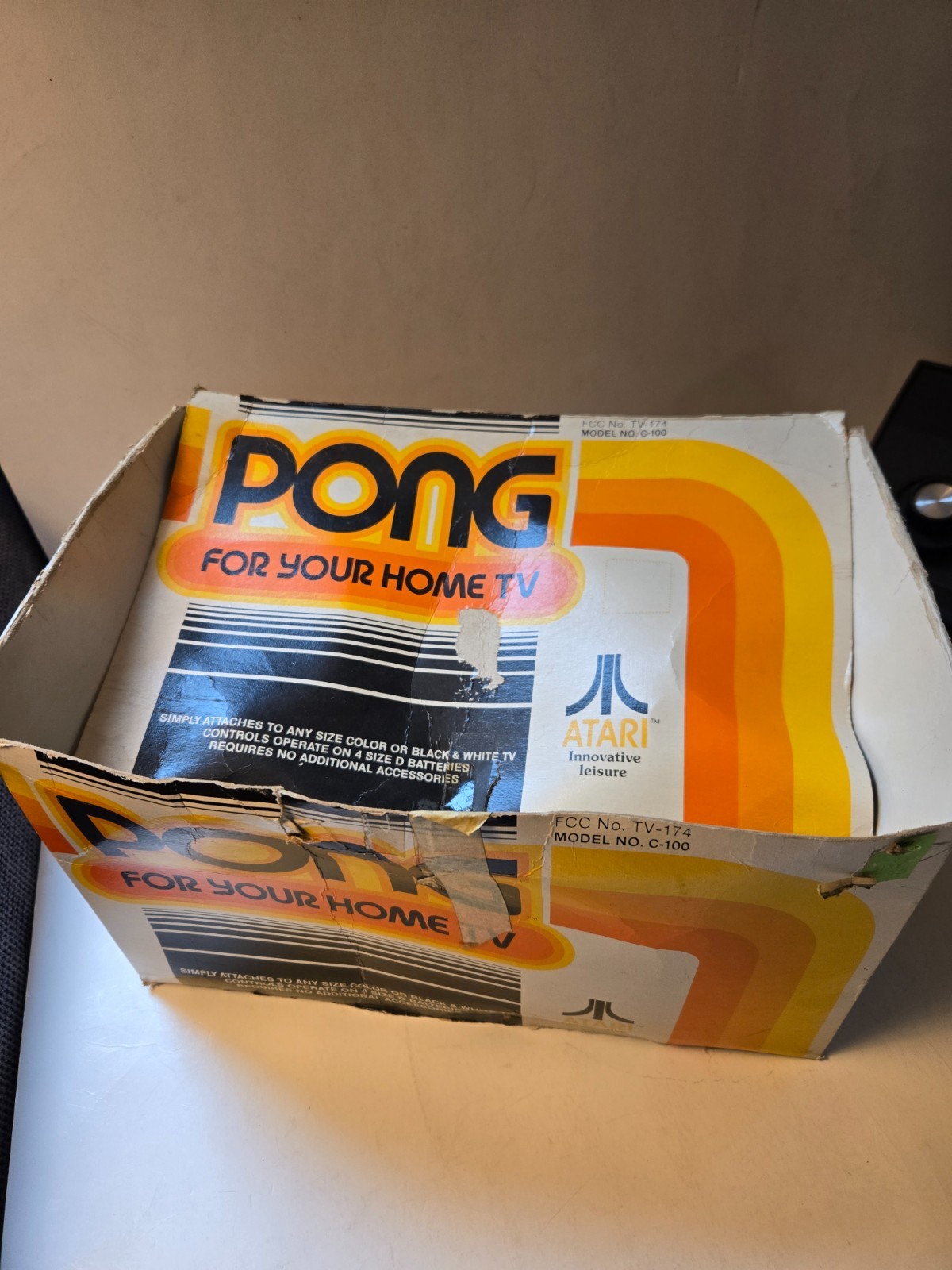Atari C-100 Pong Console in original box with instructions