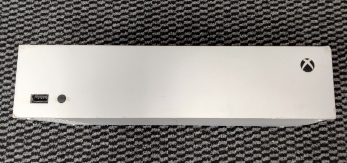 (149406) Microsoft Xbox Series S All Digital Version HDMI Issue *For Parts*