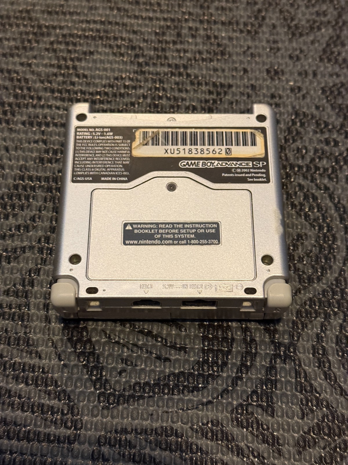 Nintendo Game Boy Advance SP – Silver (not working)