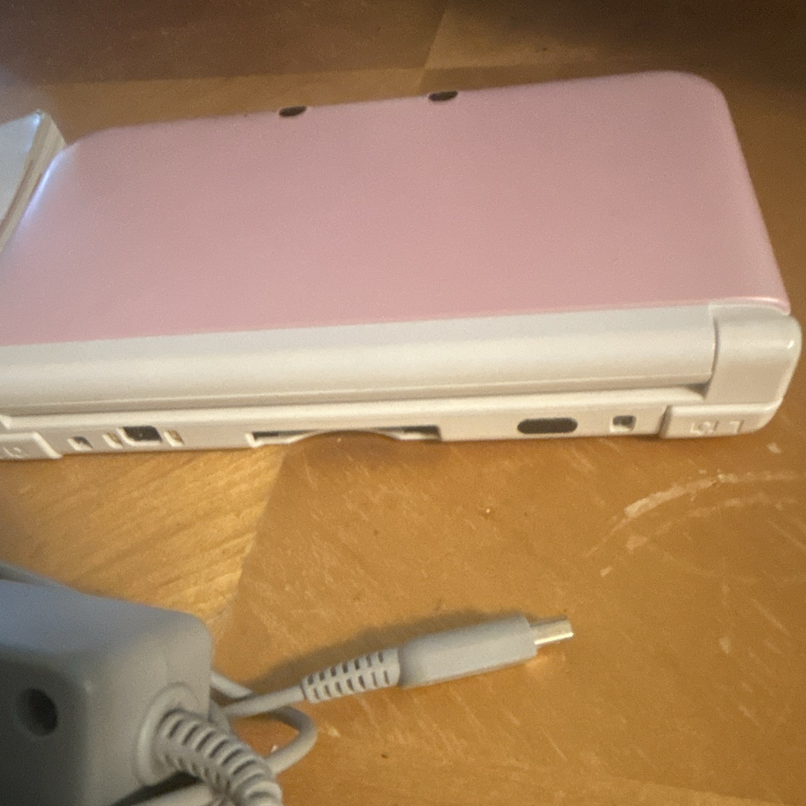 Nintendo 3DS XL White & Pink System w/Charger