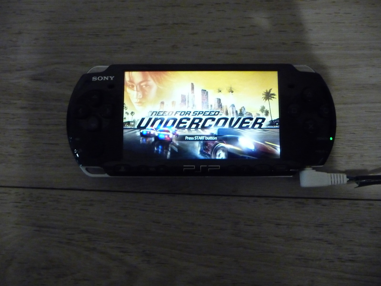 Sony Playstation Portable PSP-3001 With case and 3 games ,No battery or charger