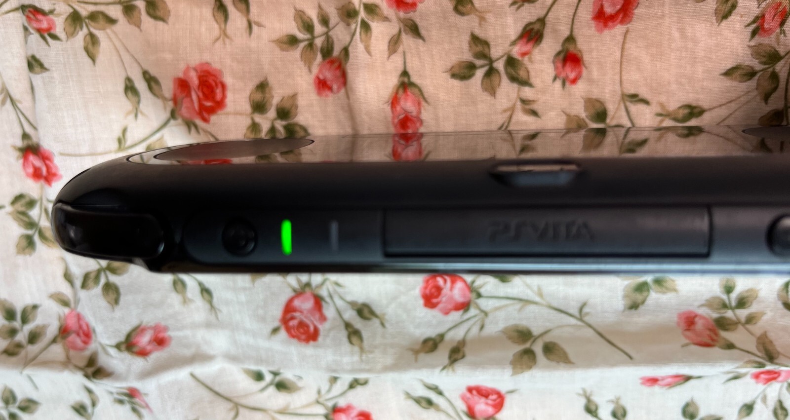 Playstation PSV Sony PS Vita Black PCH2000 Used