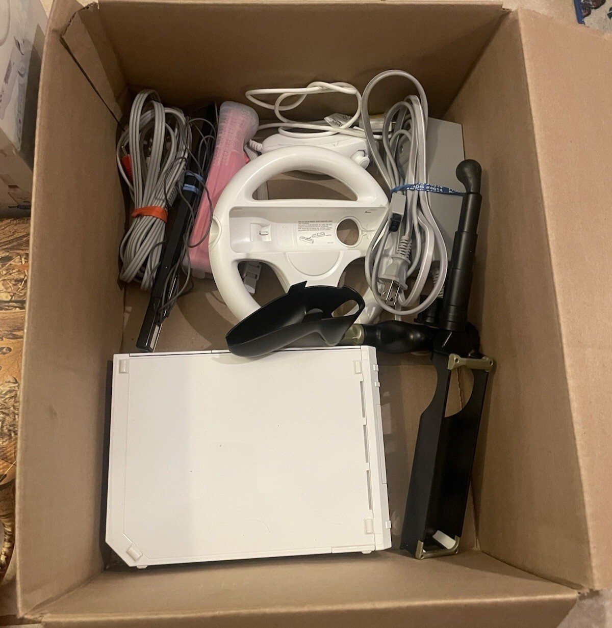 Nintendo Console Lot & 15 Pack Adapt 7 Game Wii Sports Game Tested Operates
