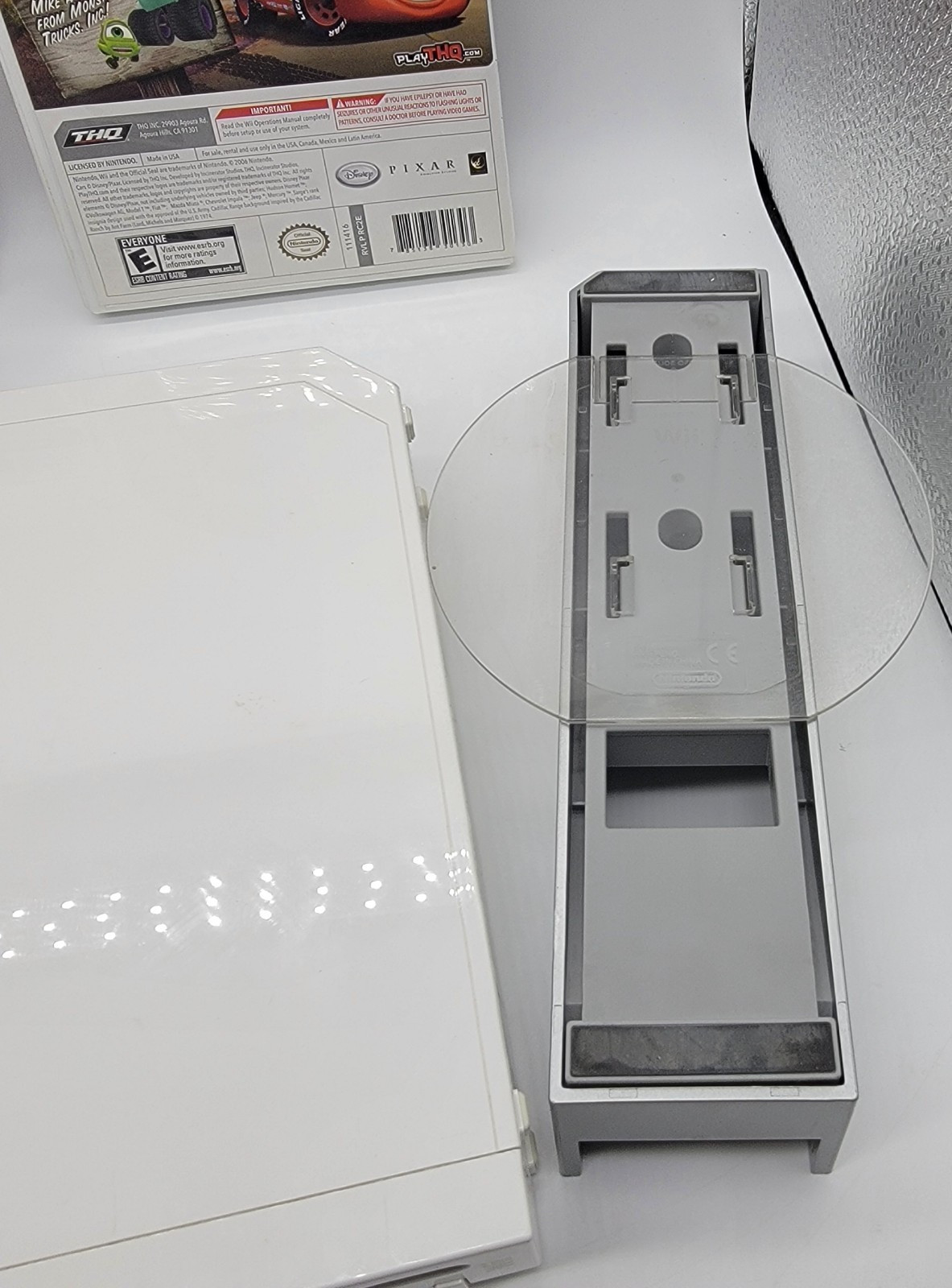 Nintendo Wii Bundle OEM Console Cords Games Sensor Controller RVL-001