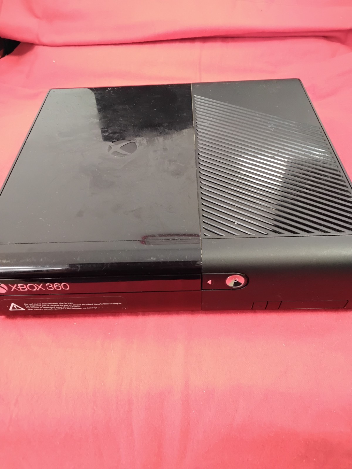 Microsoft Xbox 360 E W/Kinect Works Sold As Is Please Read Description