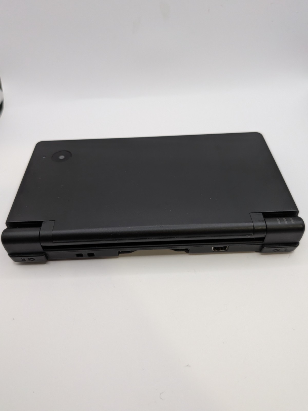Nintendo DSi – Black – Tested & Works – Yellow Screens