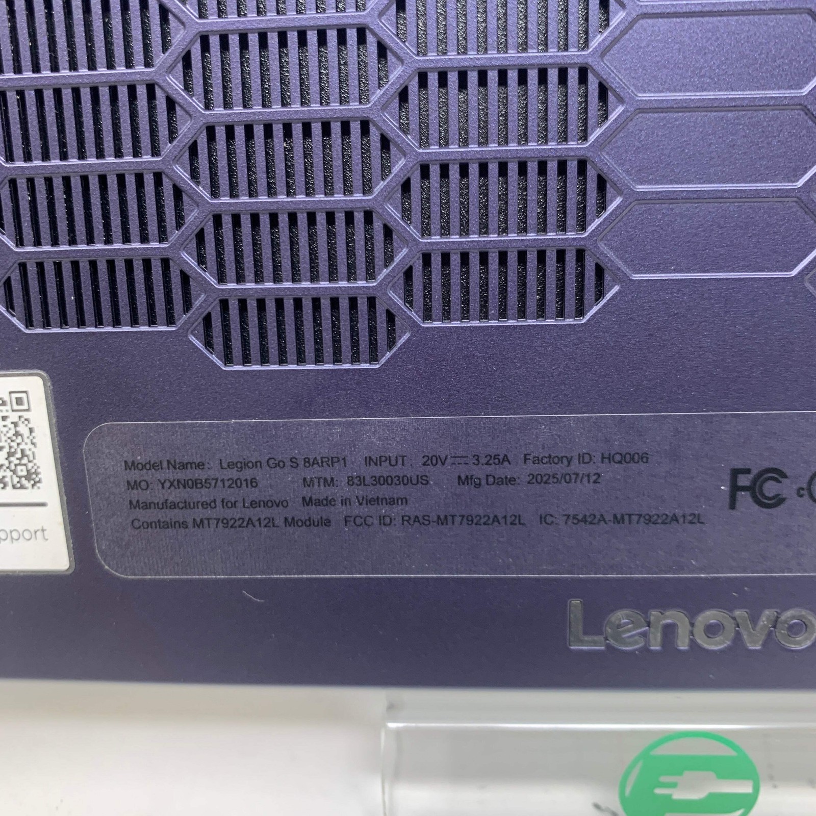 Lenovo Legion Go S with SteamOS 8″ AMD Ryzen Z2 Go 16GB RAM 512GB Black