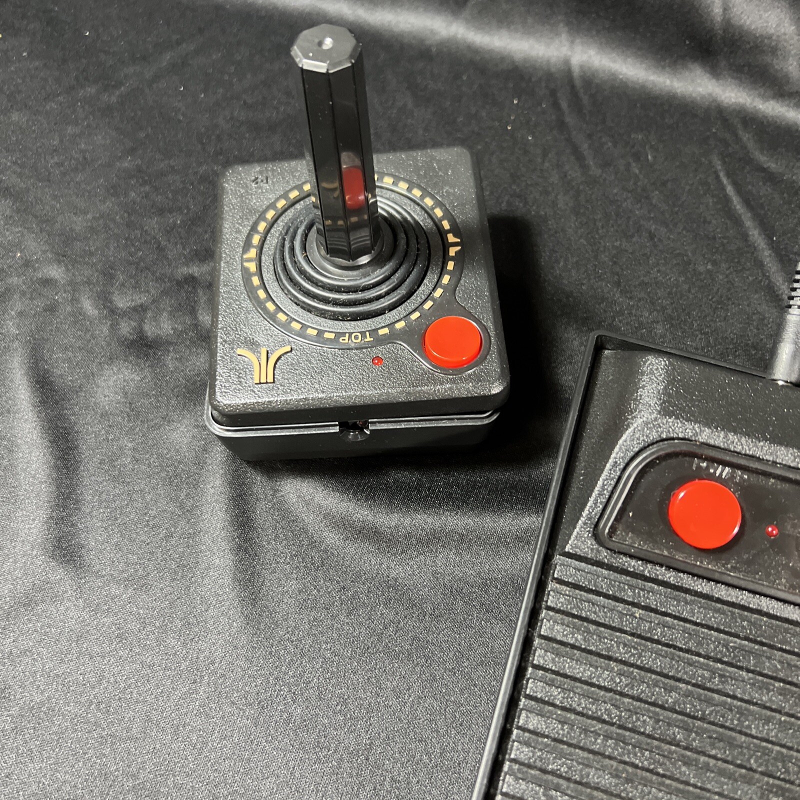 Atari Flashback H10607 Black Wired Classic Game Console with Two Controllers