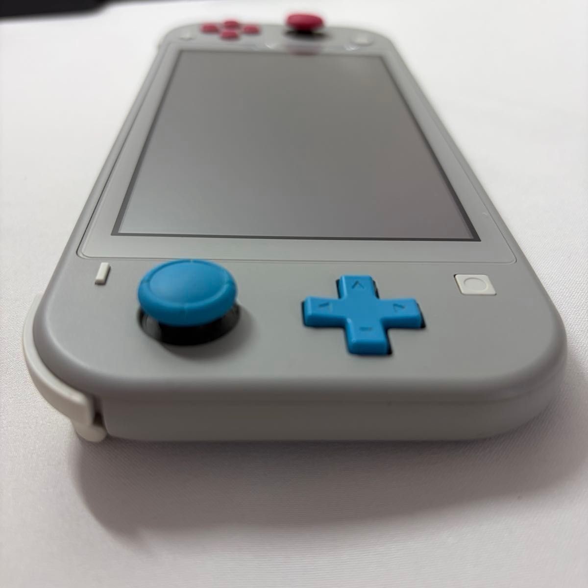 Nintendo Switch Lite Pokemon Zacian Zamazenta Edition Sword and Shield Tested