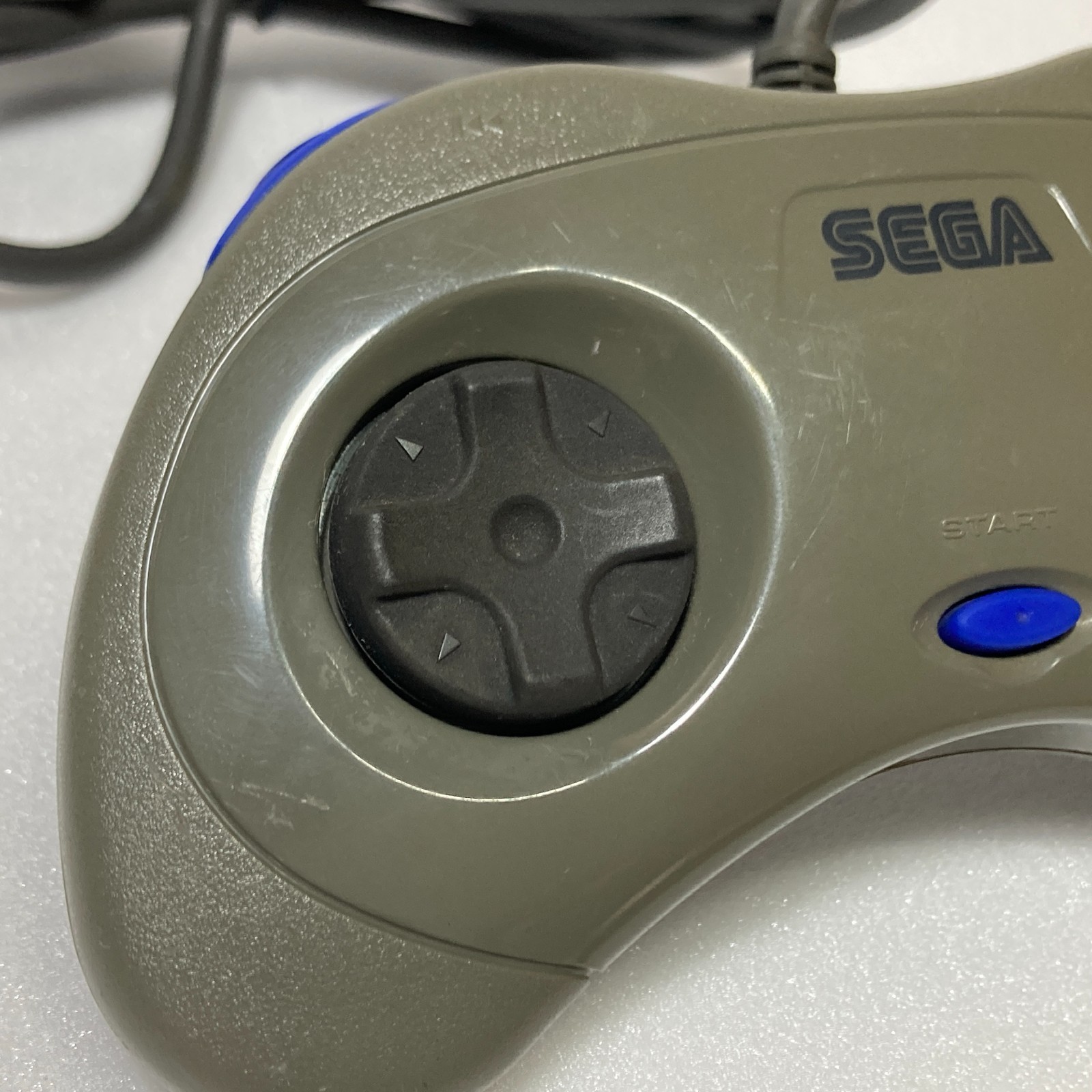 SEGA Saturn Console Gray HST-3210 w/ Controller, Cables & Virtua Fighter2 Tested