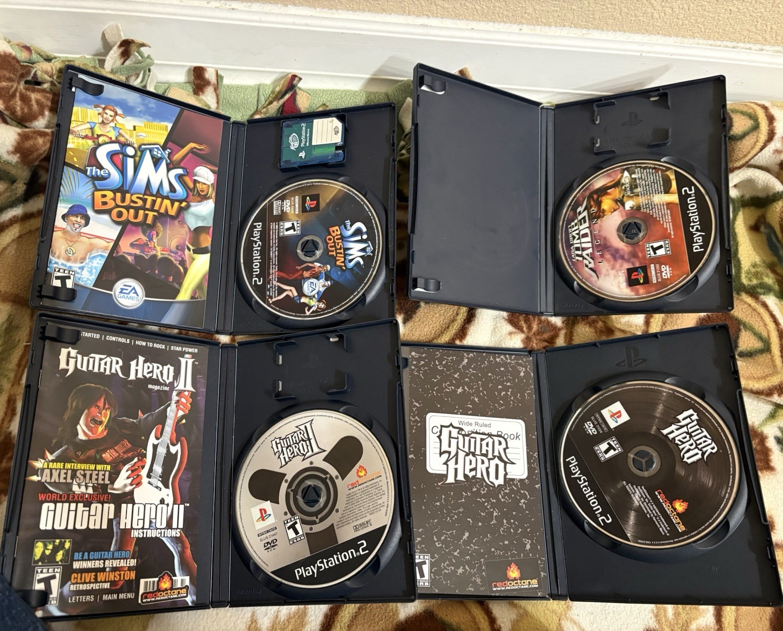 PlayStation 2 System Bundle 10 Games 3 Controllers Guitar Hero RPG SCPH-39001