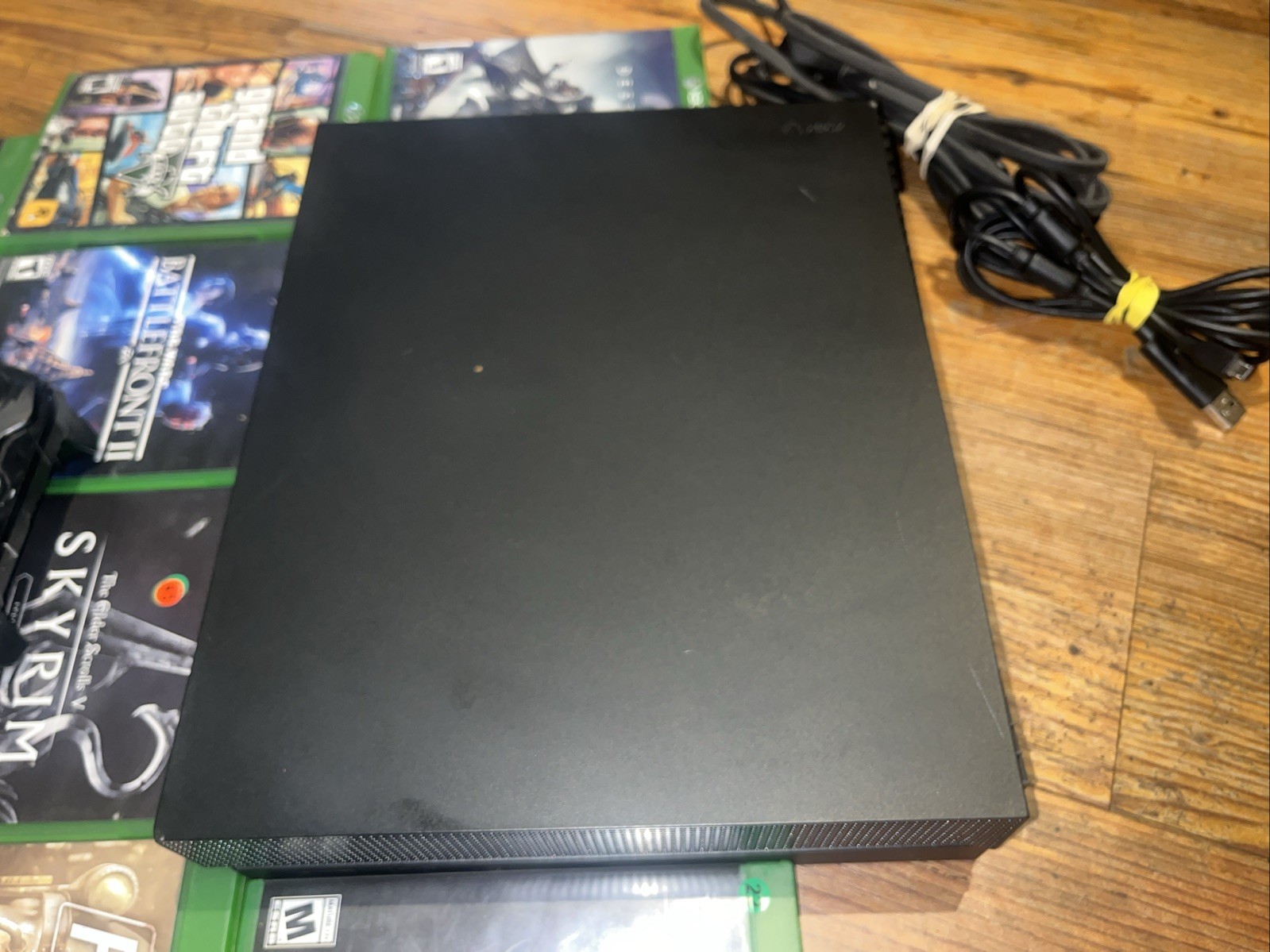 Microsoft Xbox One X 1TB Black Console 1 Controller 10 Games Bundle
