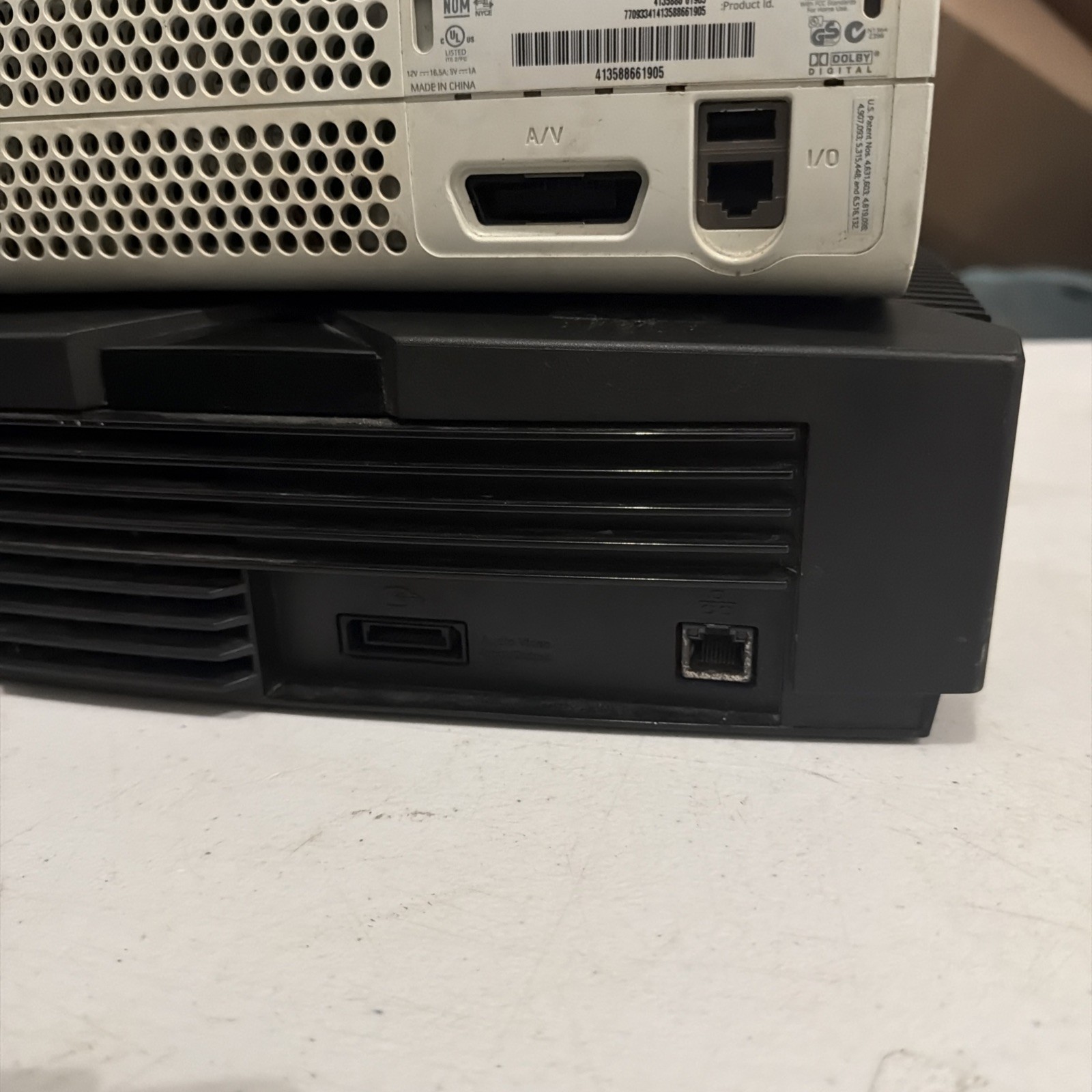 Lot of 2 Microsoft Xbox & Xbox 360 Consoles For Repair Parts AS-IS READ