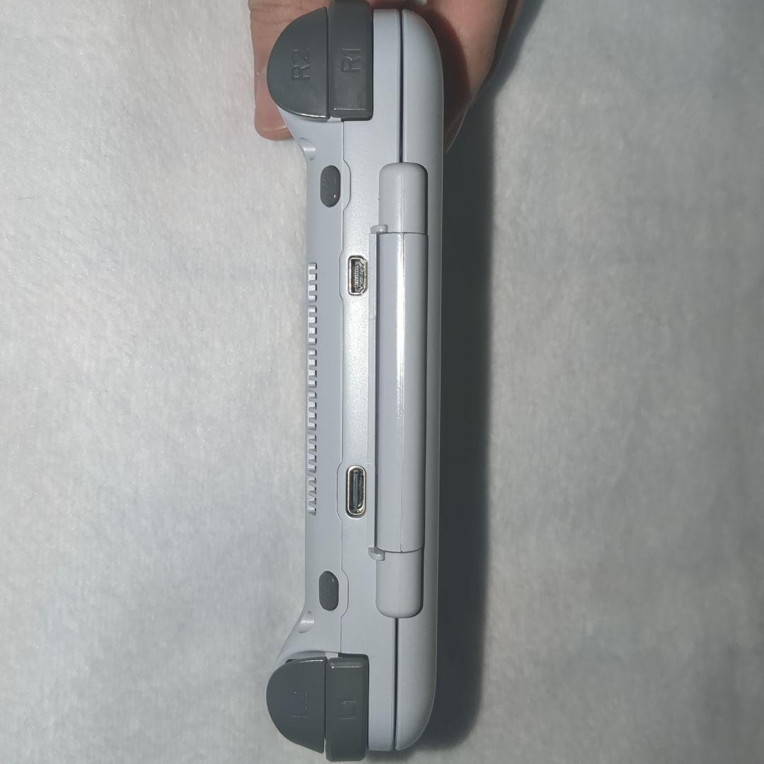 3DS/2DS/DS Retroid Pocket Flip Gray Japan