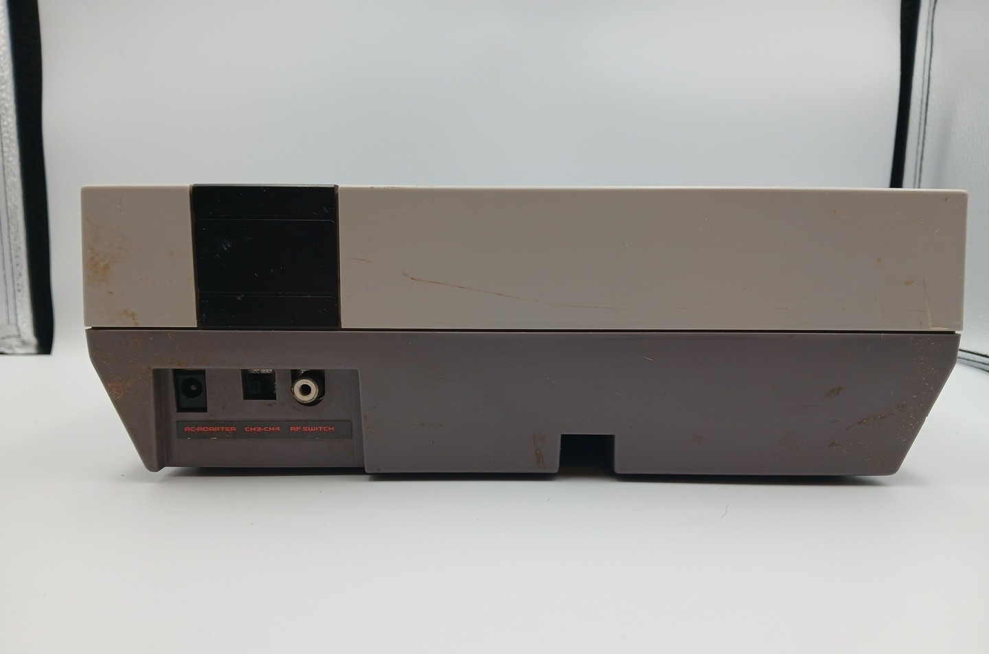Nintendo NES-001 System PARTS ONLY Console Cords Super Mario 2 NOT WORKING