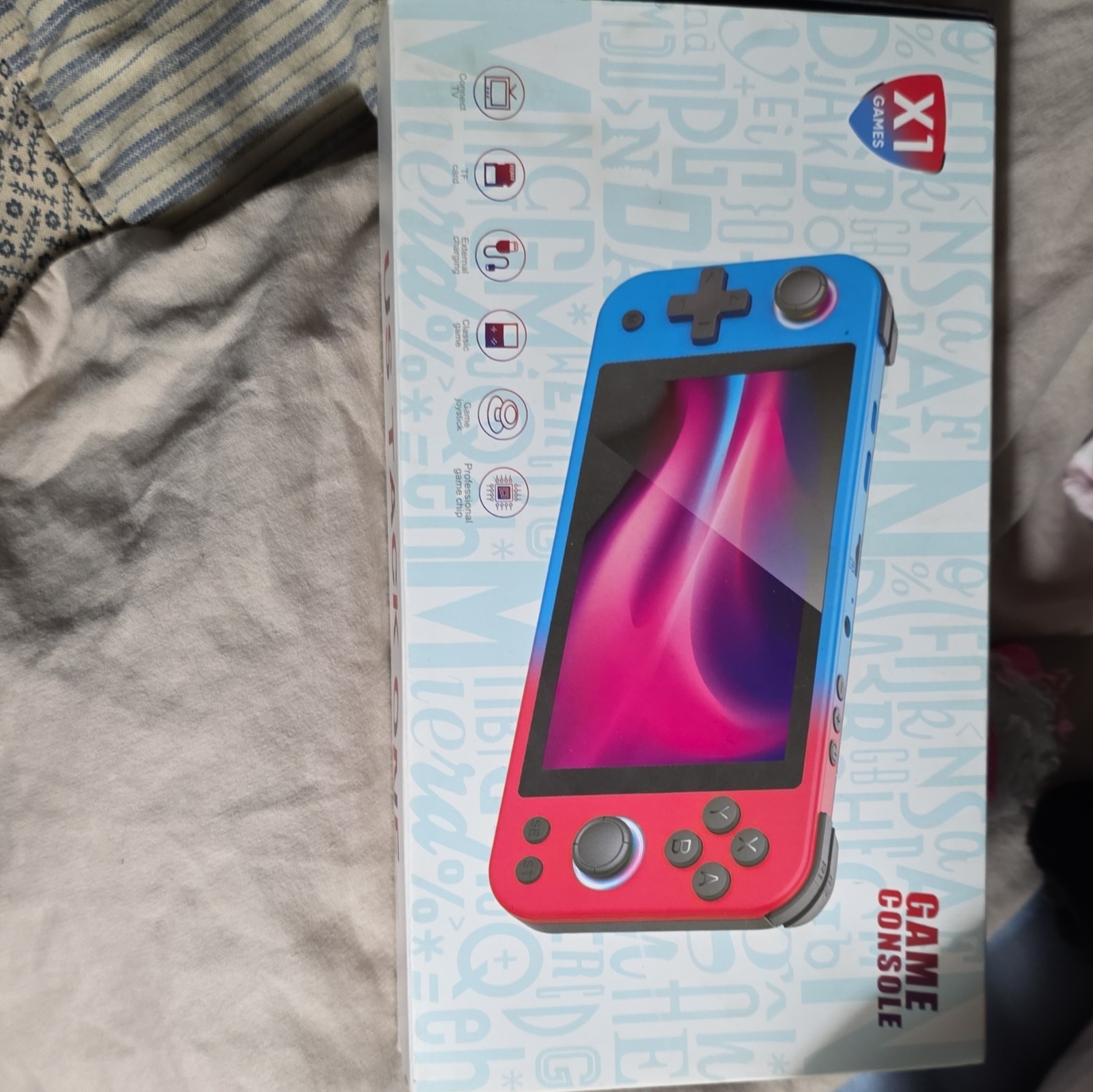 X7 Games X7-2000 Android Handheld System 64GB Wi-Fi USB-C Blue/Red