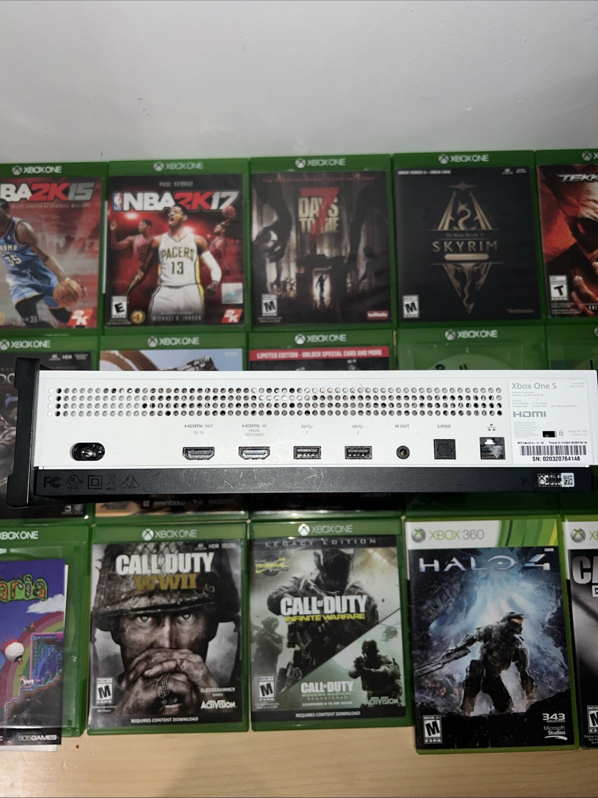 512 GB Xbox One S BUNDLE (No controller), 15 Games, Hyper X Cloud III, 500GBHDD