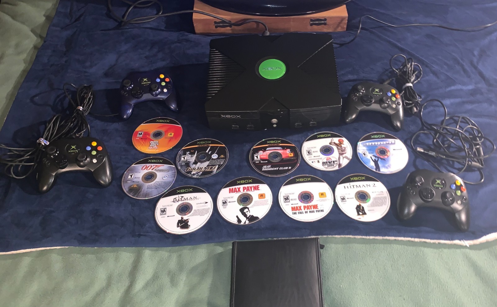 Xbox Original 8GB Home Console – Black 4 Duke Controllers, 10 Games MINT!