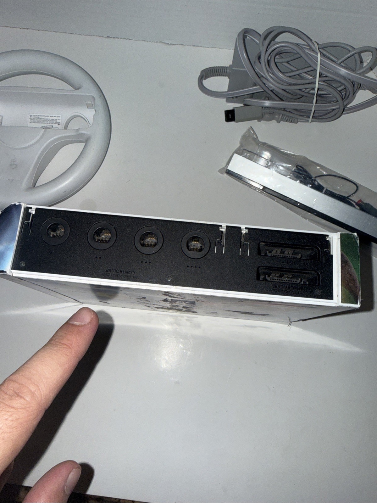 Nintendo Wii RVL-001 512 MB Home Console – White