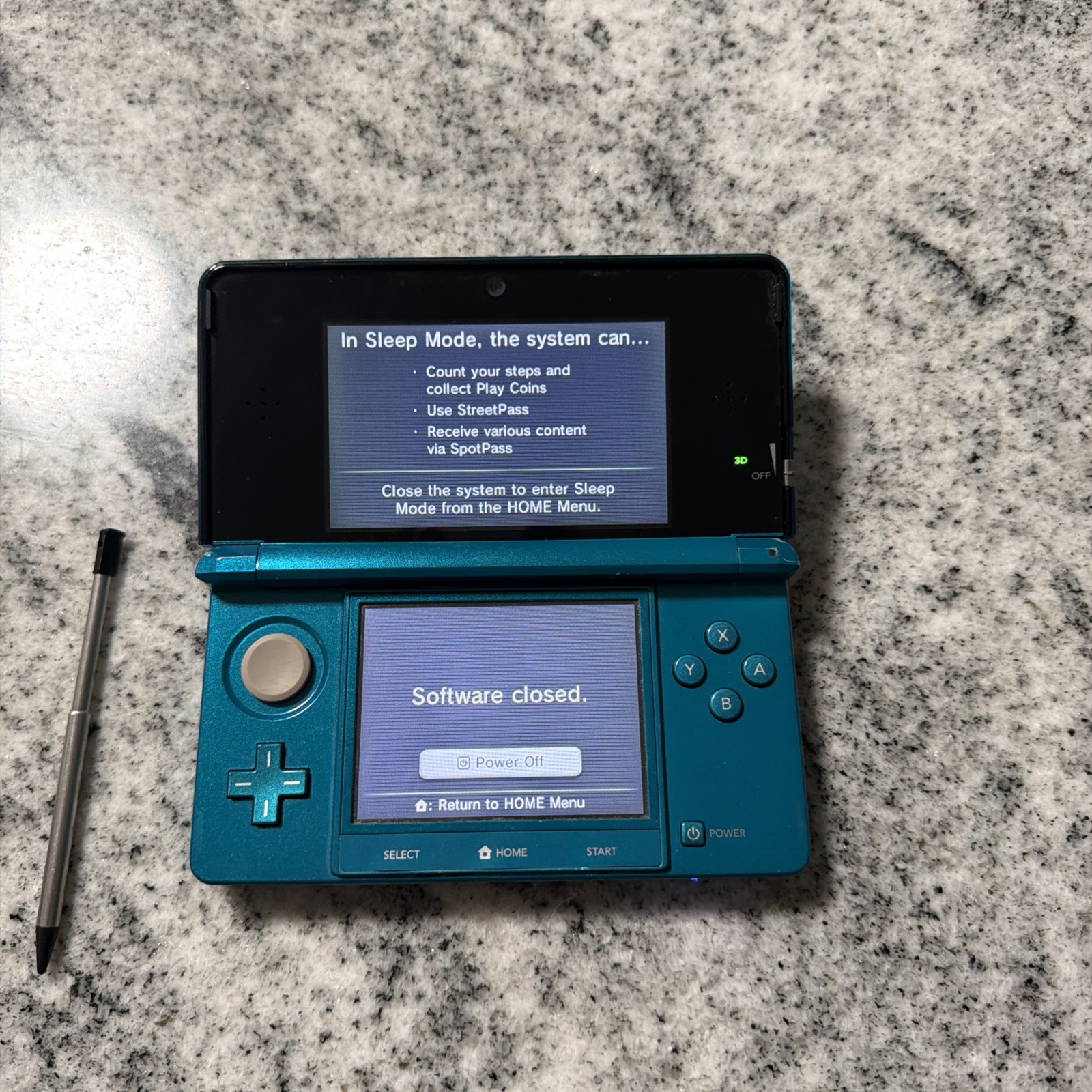Nintendo 3DS Handheld System – Aqua Blue
