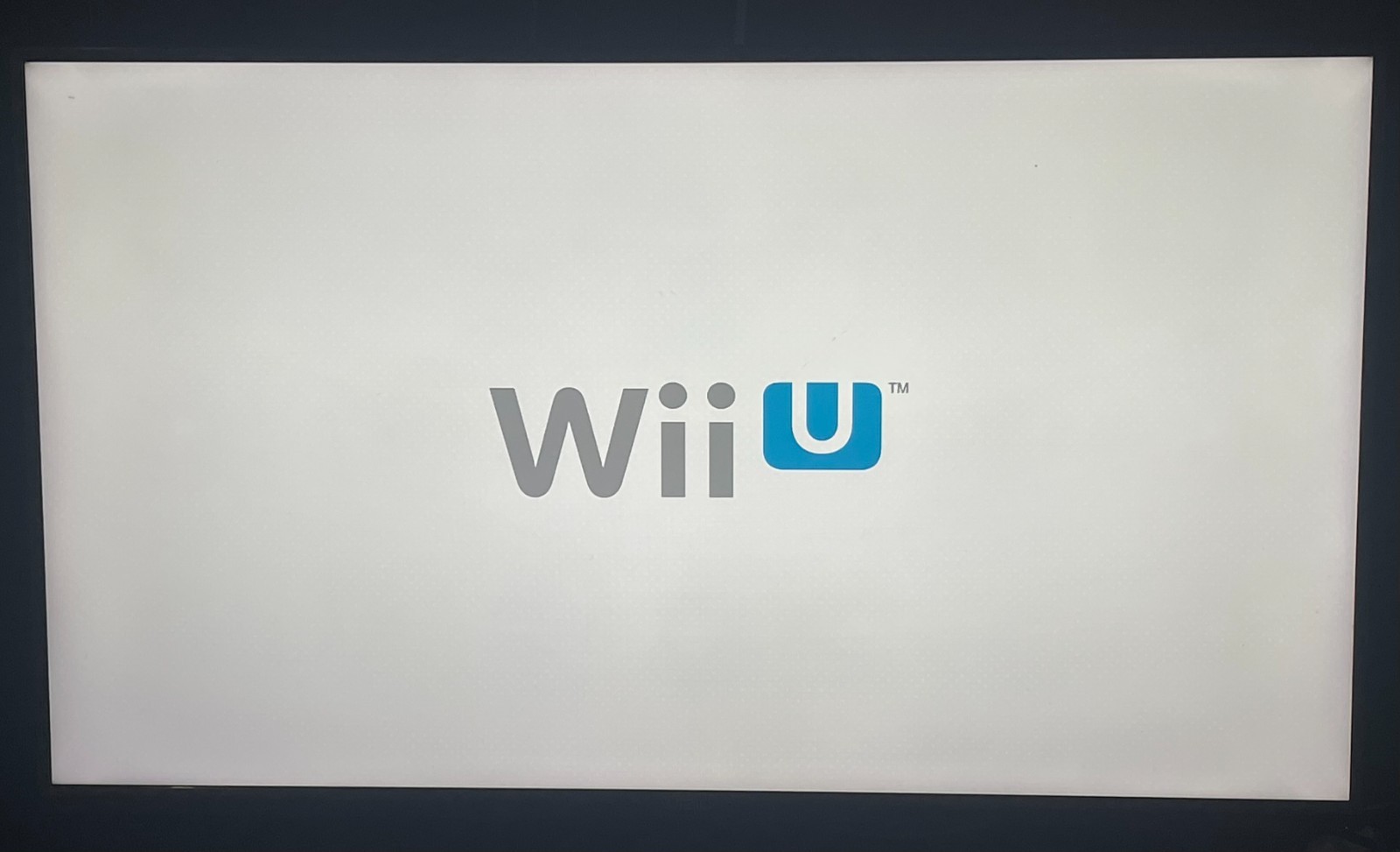 Nintendo Wii U Home Console White 8GB Bundle w/SD Card *Tested*
