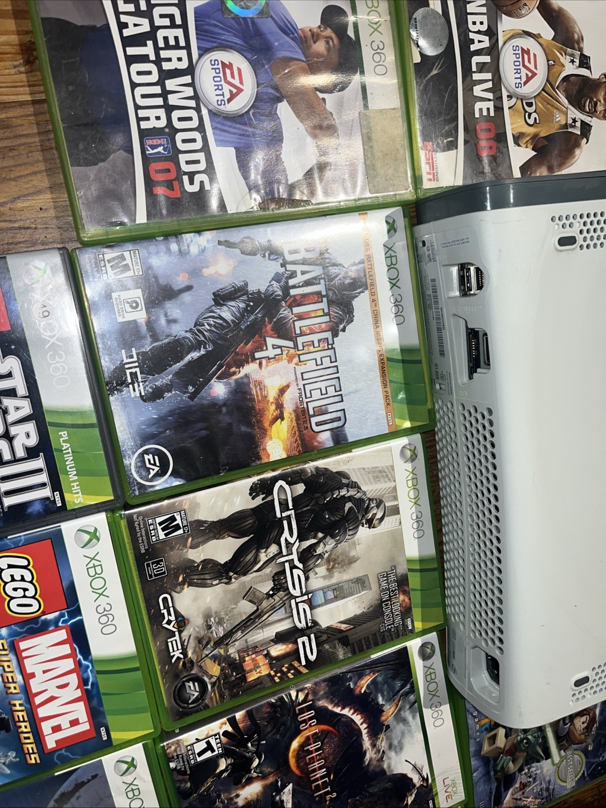 Xbox 360 60gb White Console bundle w/ games & Cords
