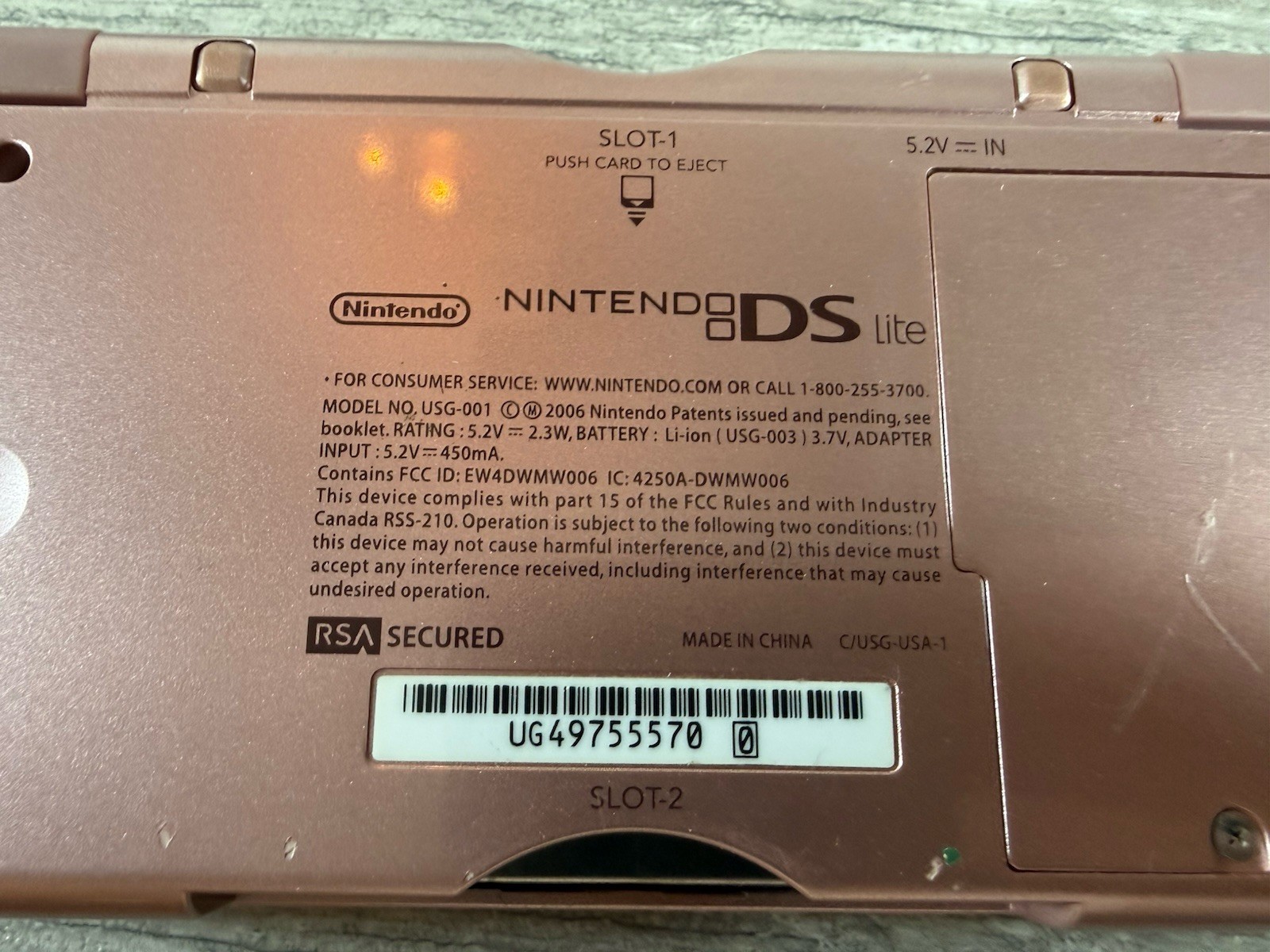 Nintendo DS Lite Metallic Rose W/ Game & Charger