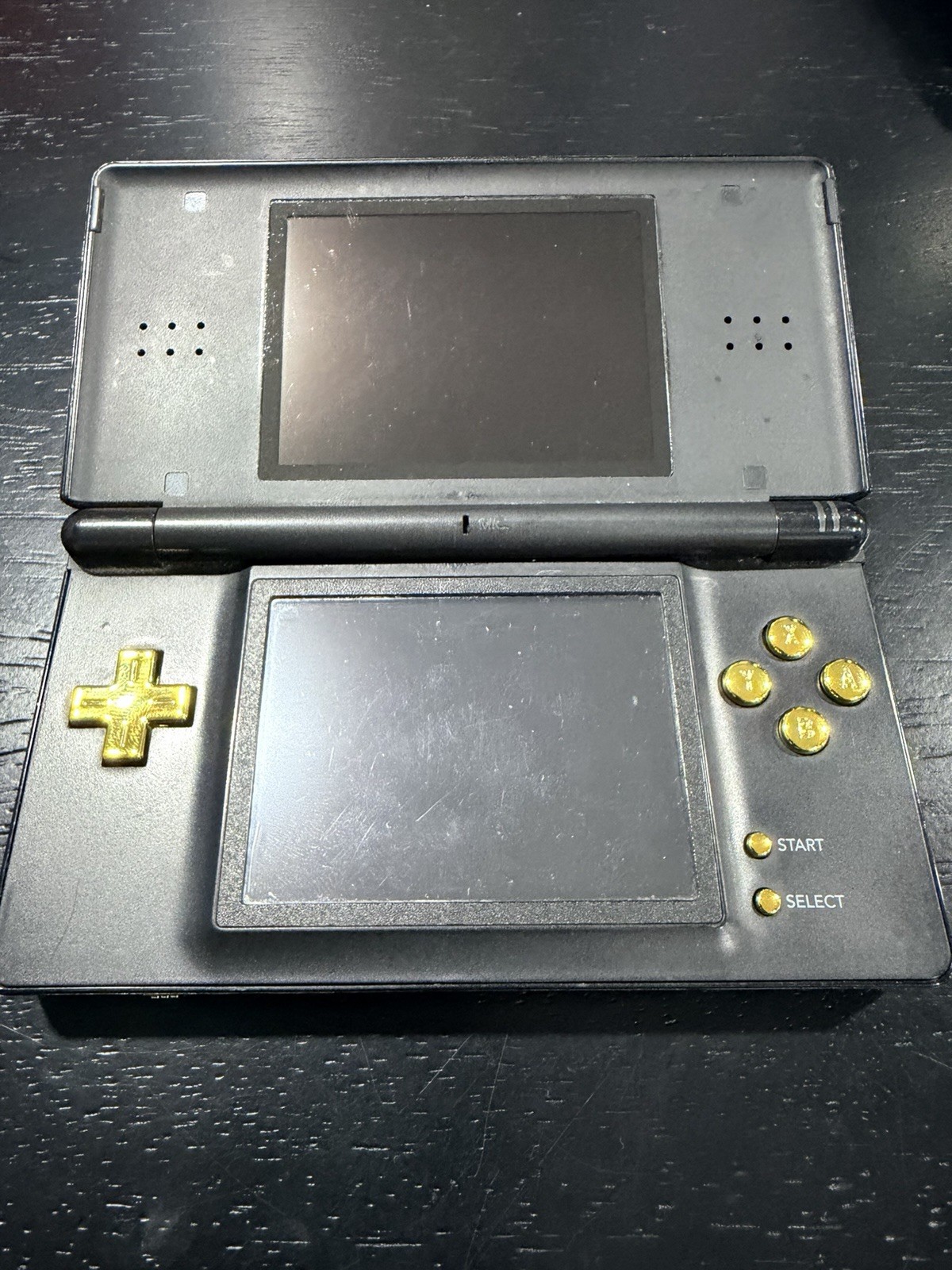 Nintendo DS Lite USA Black Handheld System W/ Case, game & Charger. Tested