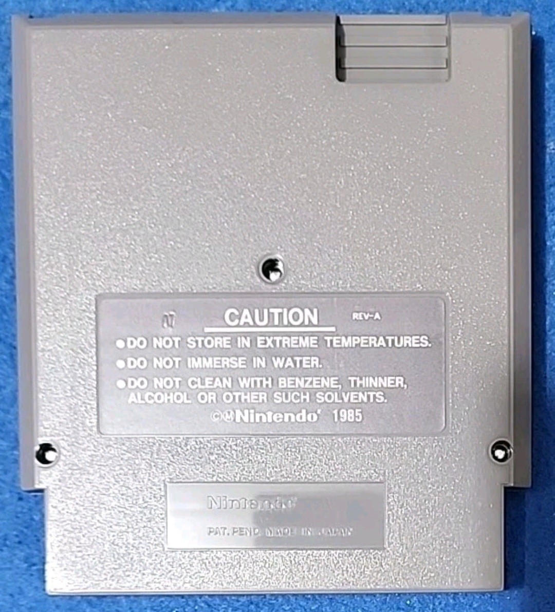 Nintendo Entertainment System NES W/ OEM Controllers Zapper Adapter & Mario Duck
