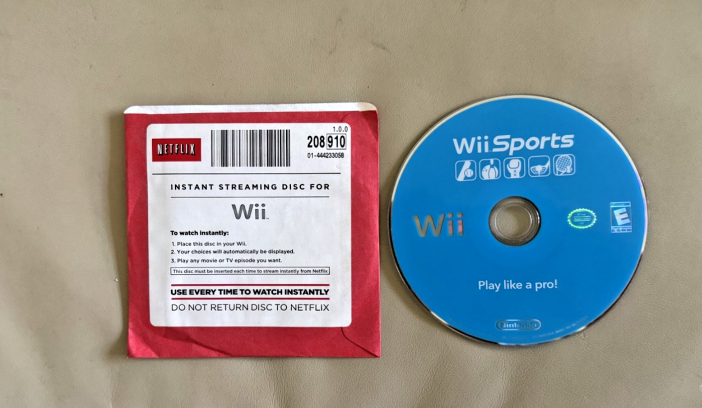 Nintendo Wii Console HD + Remotes, Wii Sports & More