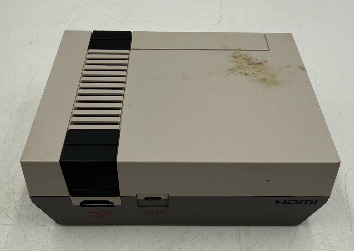 NINTENDO NES CLASSIC EDITION CONSOLE W/ CONTROLLER (CP2018451)